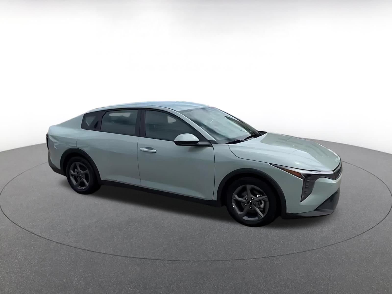 Thumbnail: 2025 Kia K4 - 2
