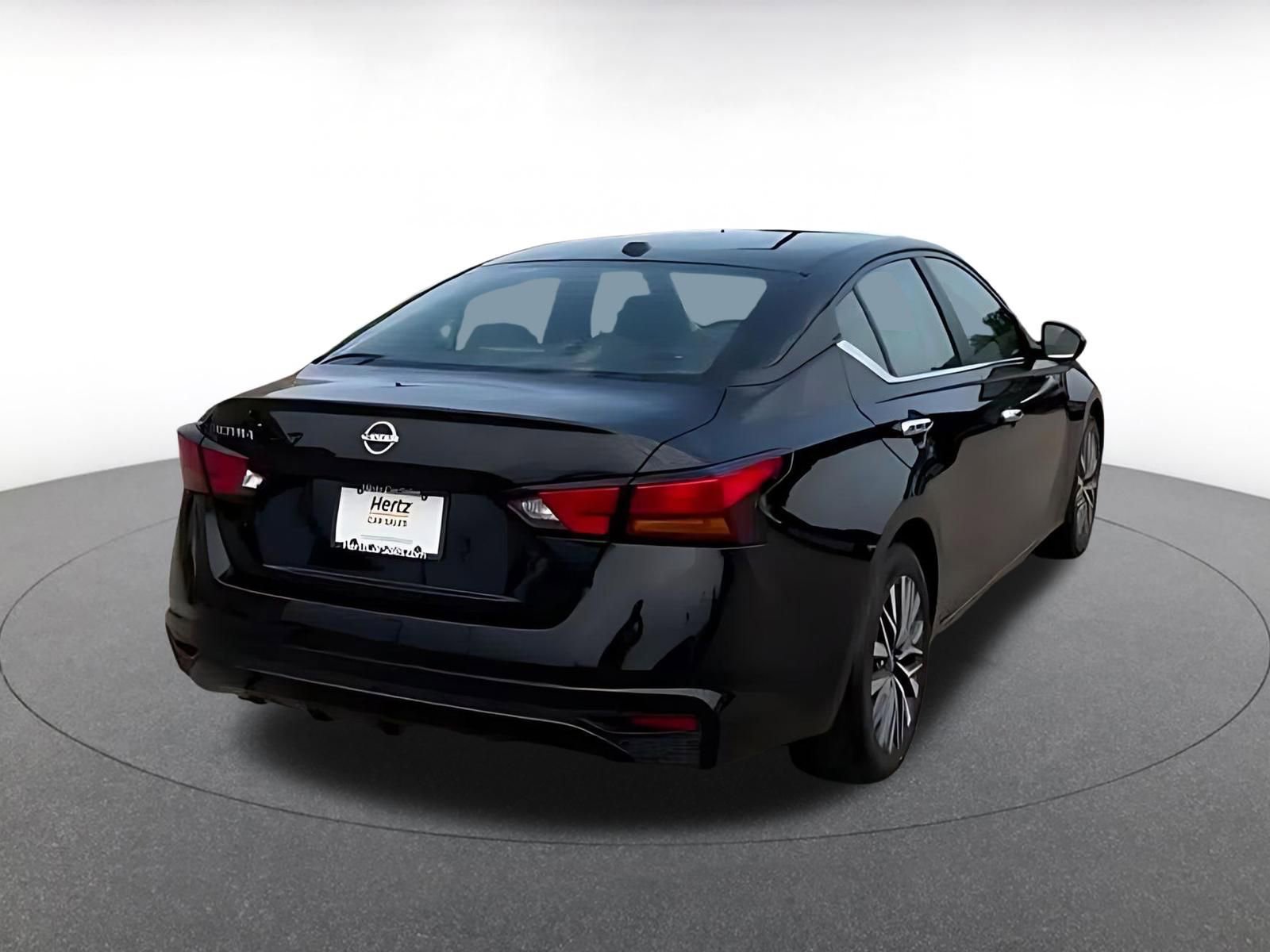 Thumbnail: 2025 Nissan Altima - 15