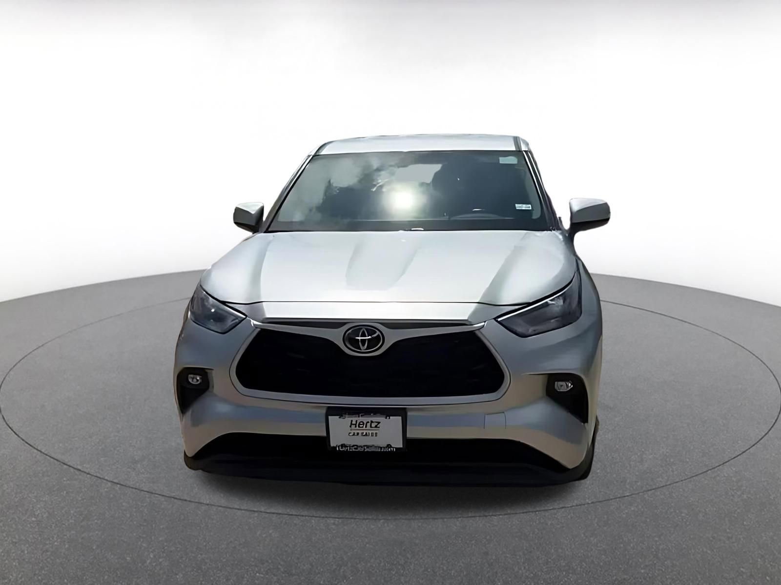 Thumbnail: 2025 Toyota Highlander - 4