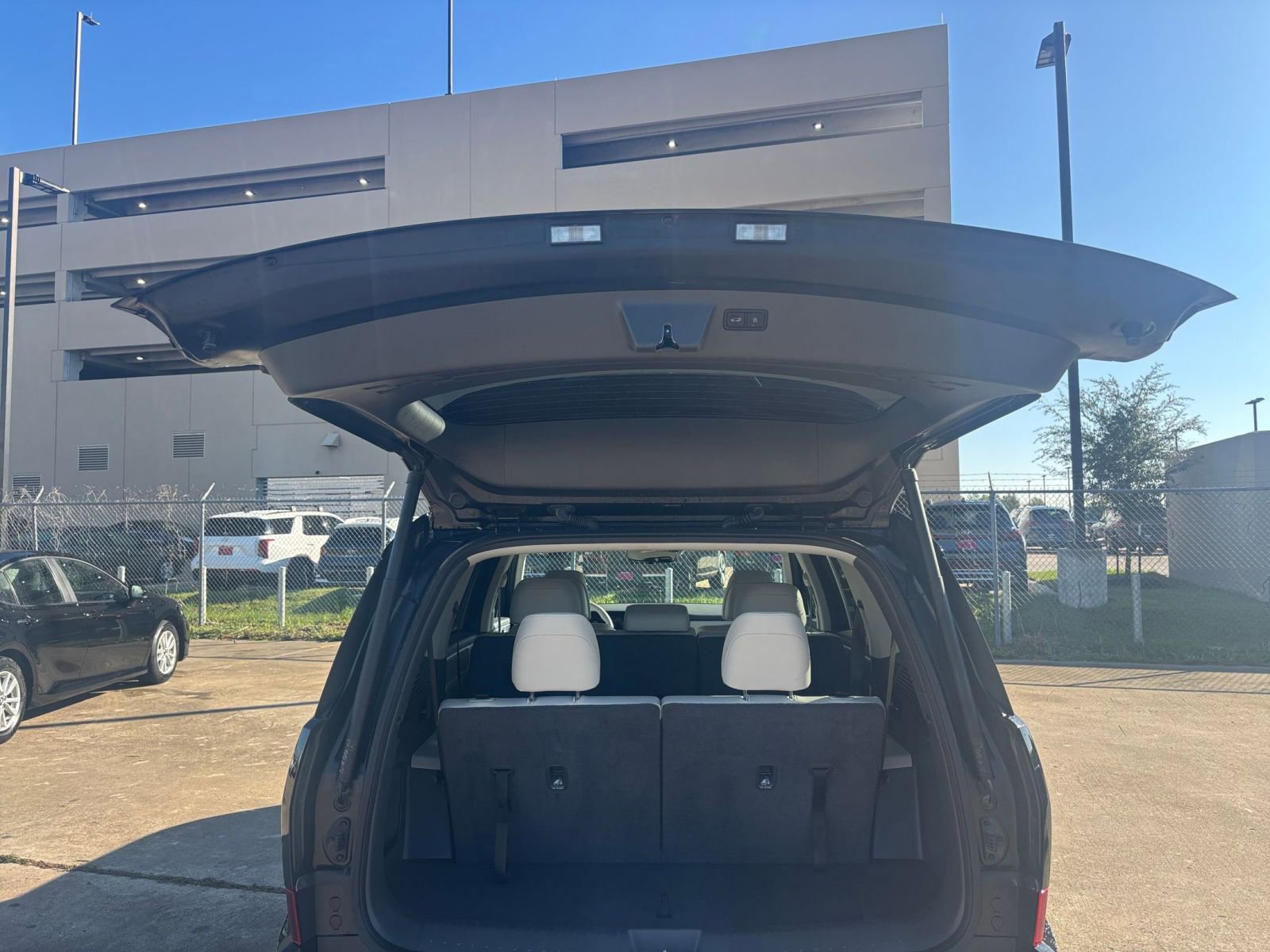 Thumbnail: 2025 Hyundai Santa Fe - 29