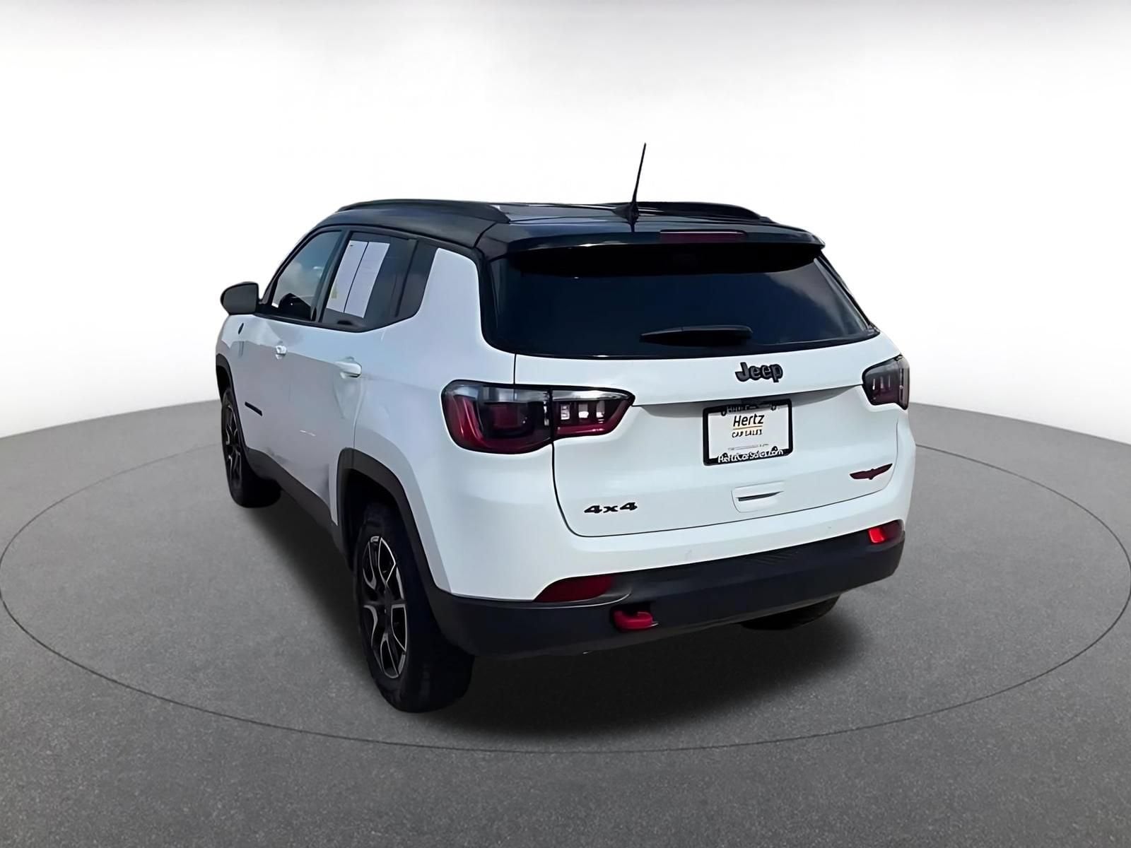 Thumbnail: 2025 Jeep Compass - 8