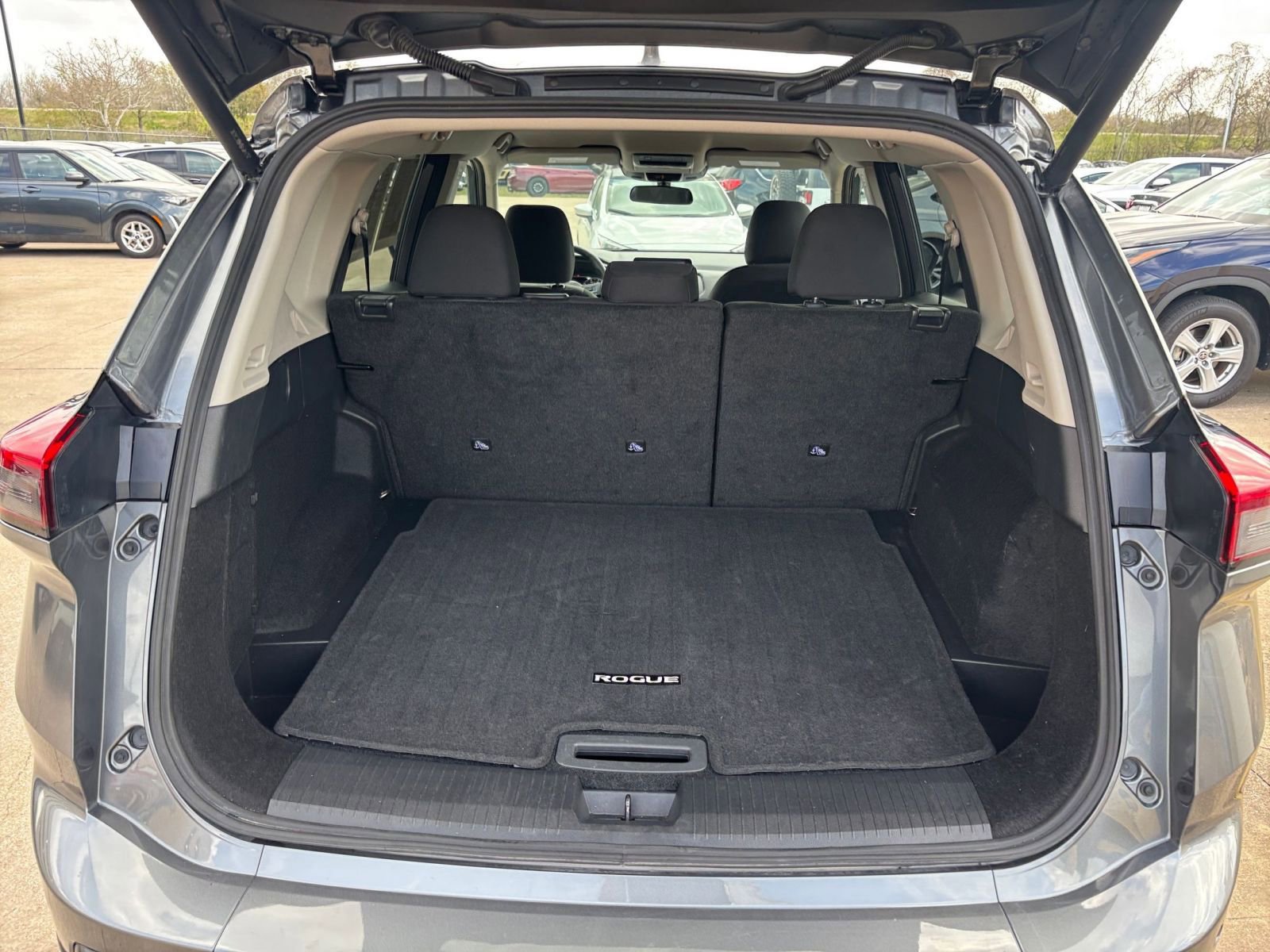 Thumbnail: 2025 Nissan Rogue - 33