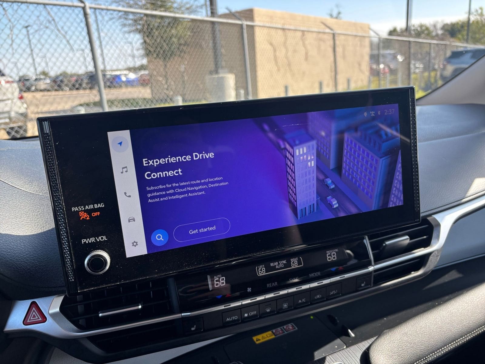 Thumbnail: 2025 Toyota Sienna - 23