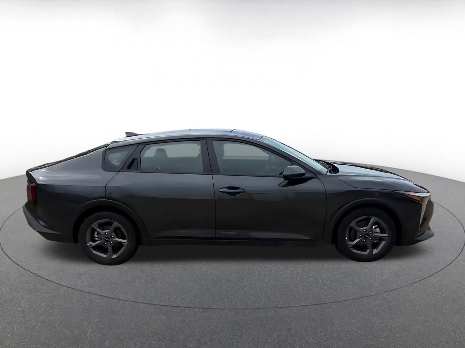 Thumbnail: 2025 Kia K4 - 16