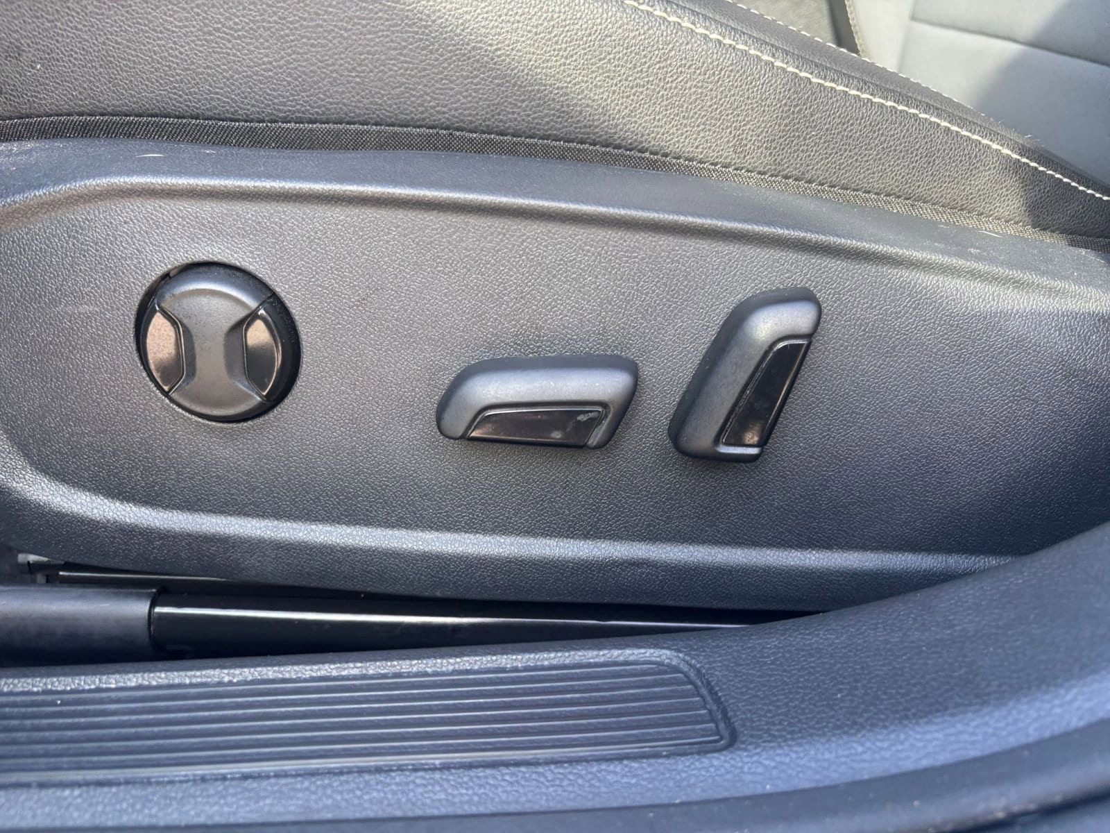 Thumbnail: 2025 Volkswagen Jetta - 23