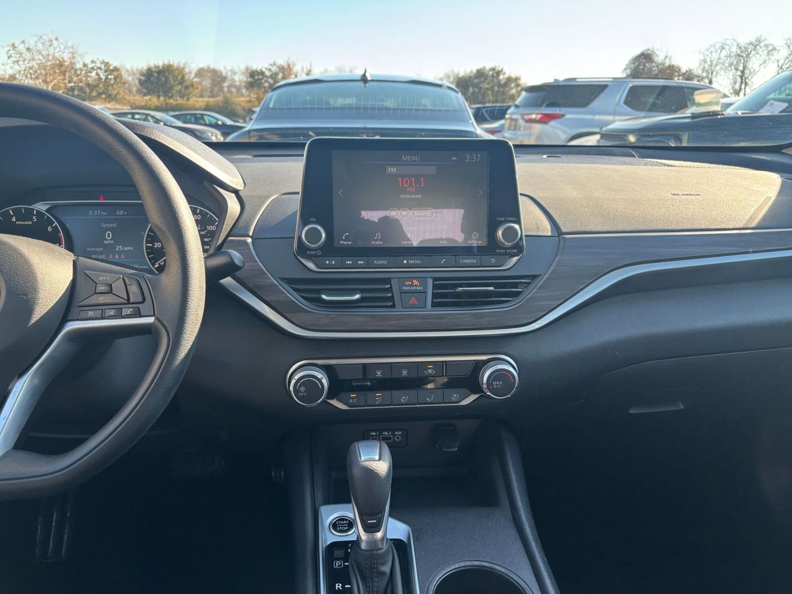 Thumbnail: 2025 Nissan Altima - 17