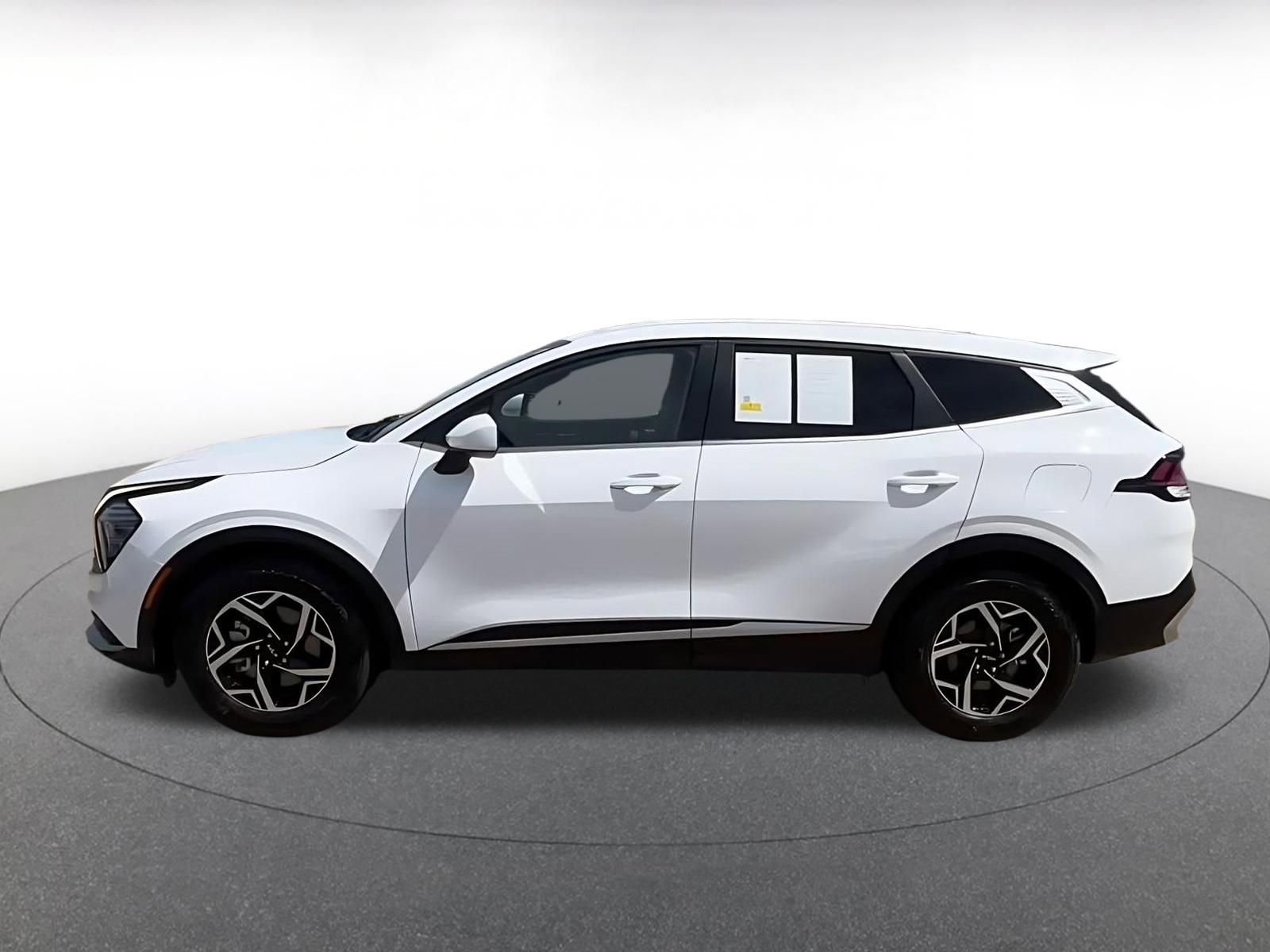 Thumbnail: 2025 Kia Sportage - 10