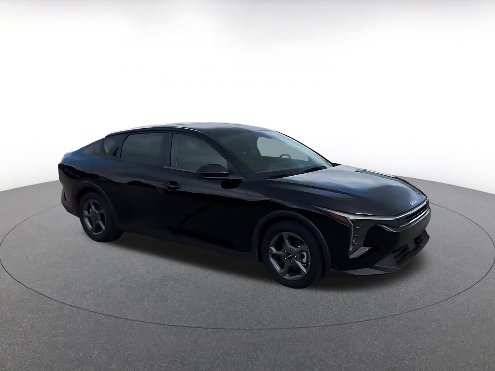 Thumbnail: 2025 Kia K4 - 2