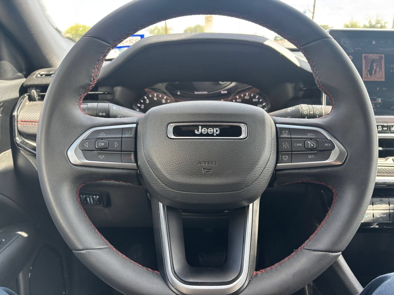 Thumbnail: 2025 Jeep Compass - 25