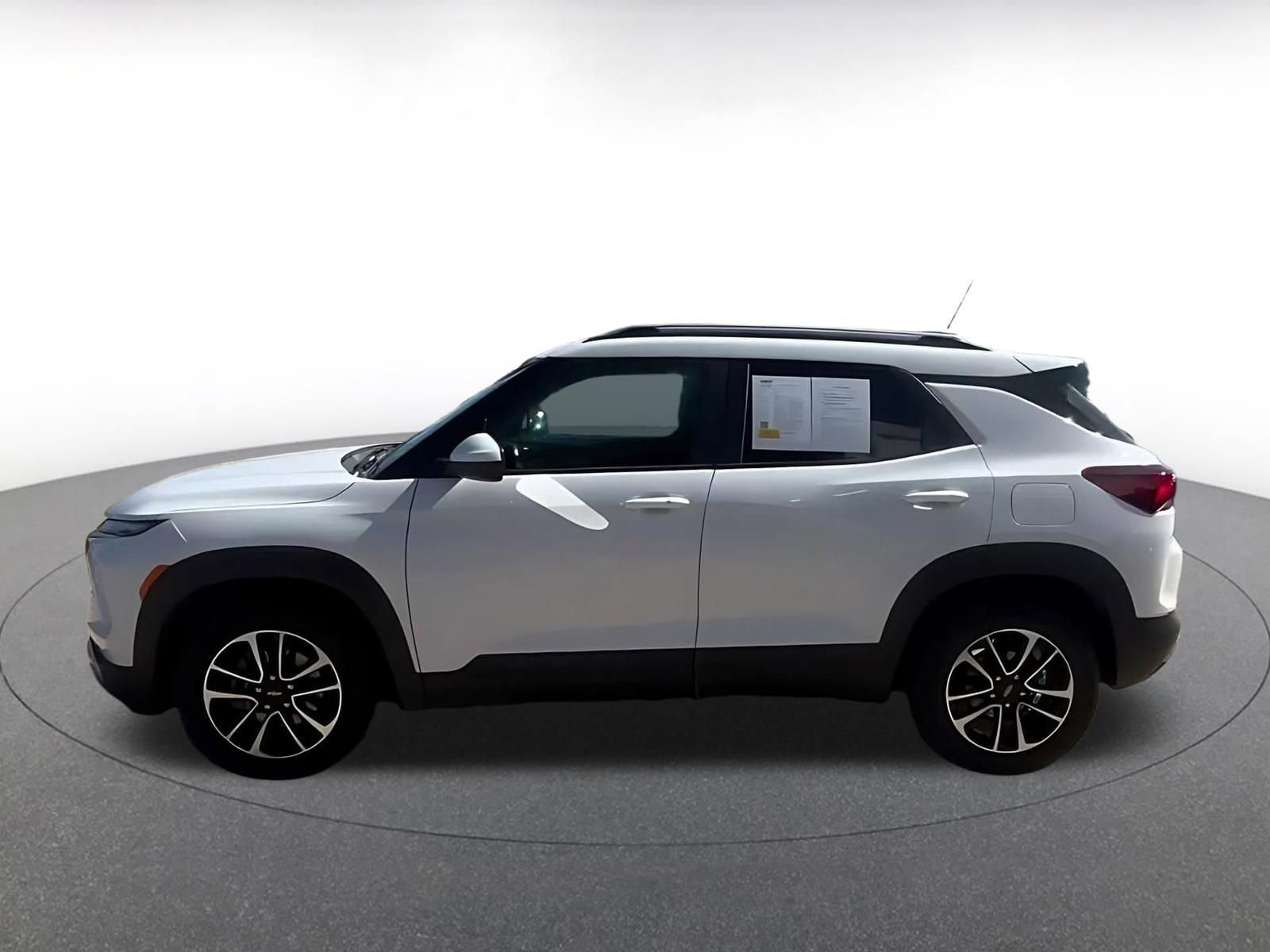 Thumbnail: 2025 Chevrolet TrailBlazer - 9