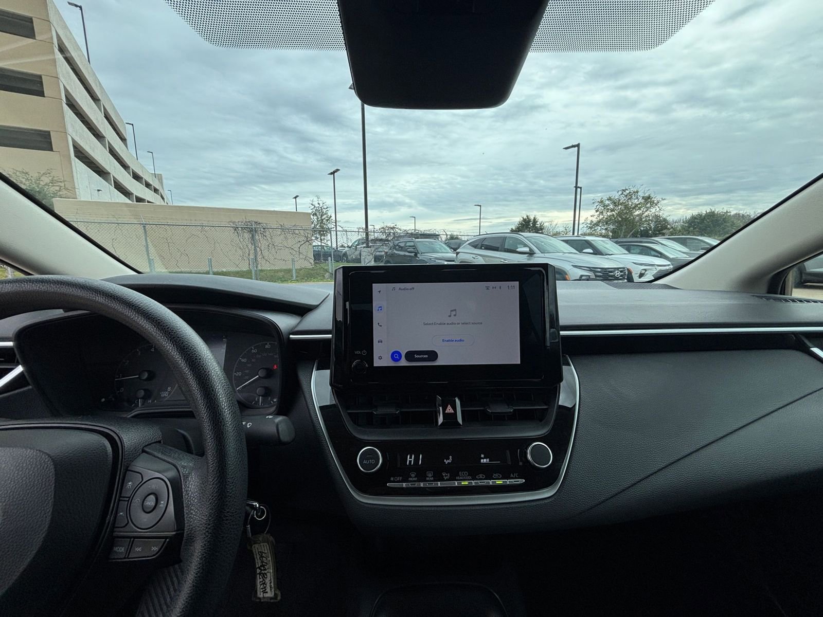 Thumbnail: 2023 Toyota Corolla - 31