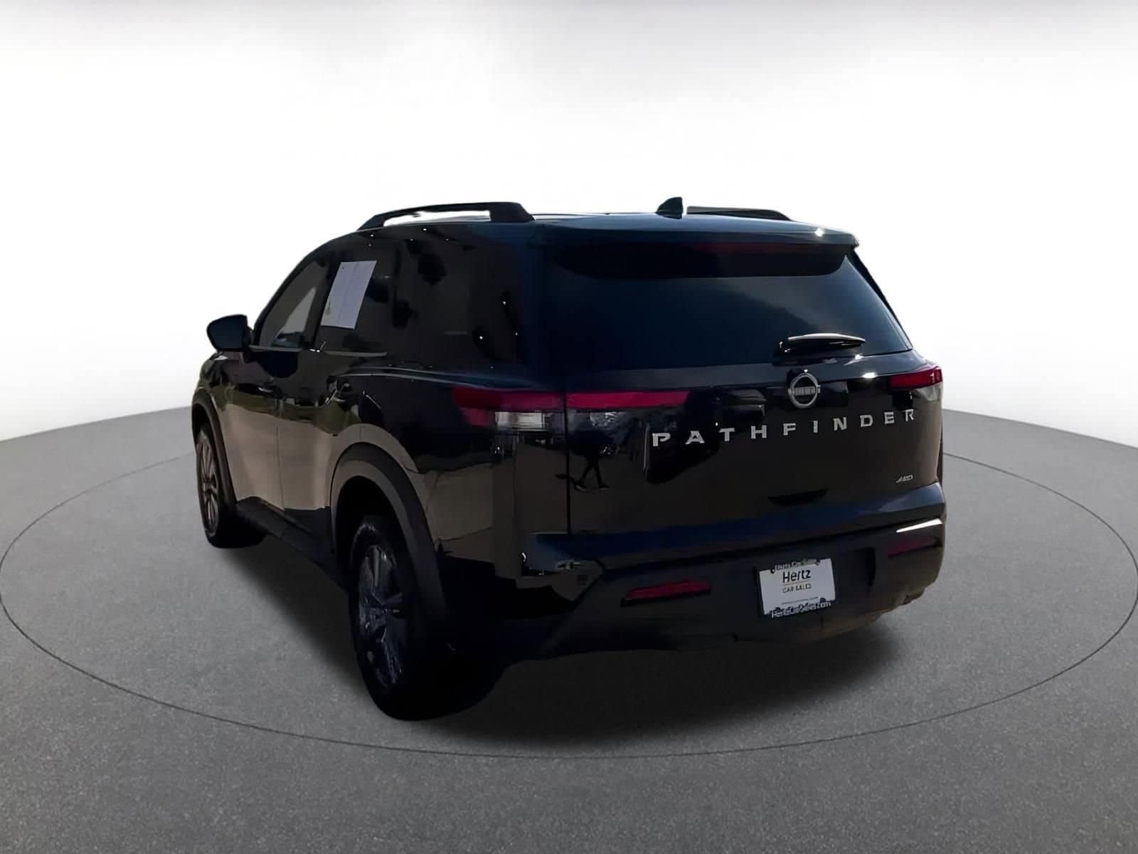 Thumbnail: 2025 Nissan Pathfinder - 10