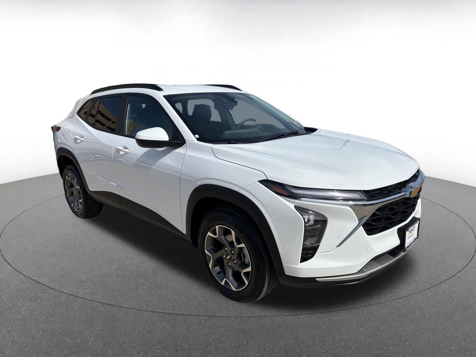 Thumbnail: 2025 Chevrolet Trax - 1