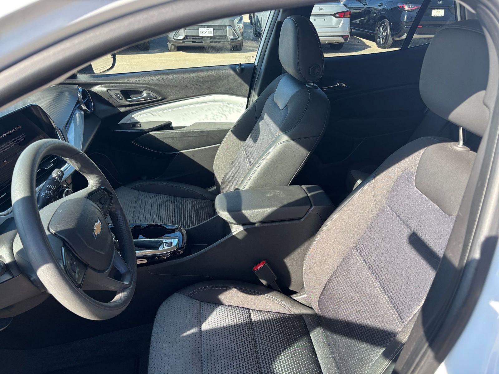 Thumbnail: 2025 Chevrolet Trax - 35