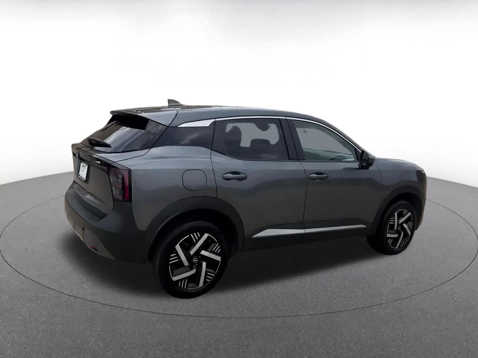 Thumbnail: 2025 Nissan Kicks - 14
