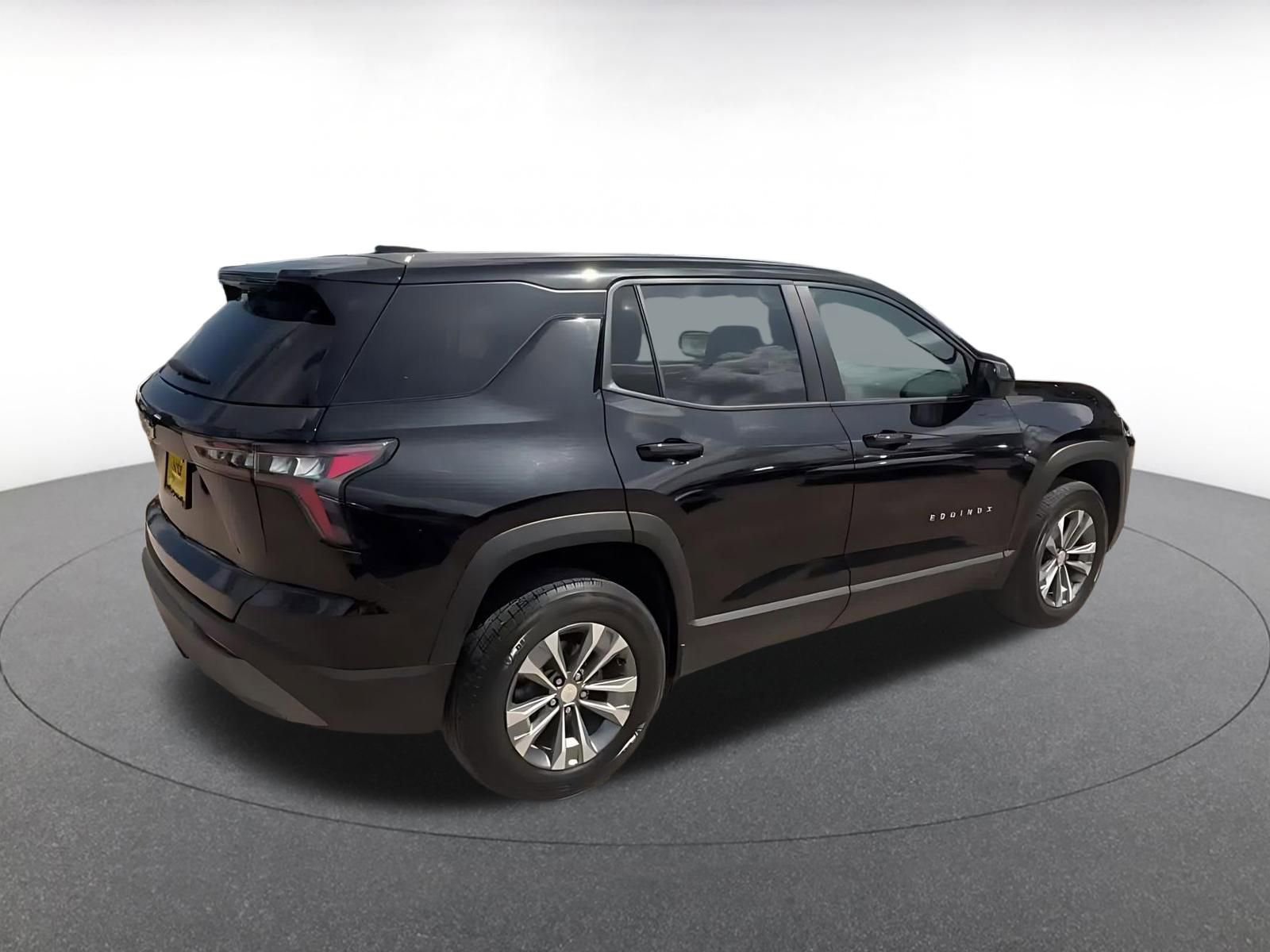 Thumbnail: 2025 Chevrolet Equinox - 15
