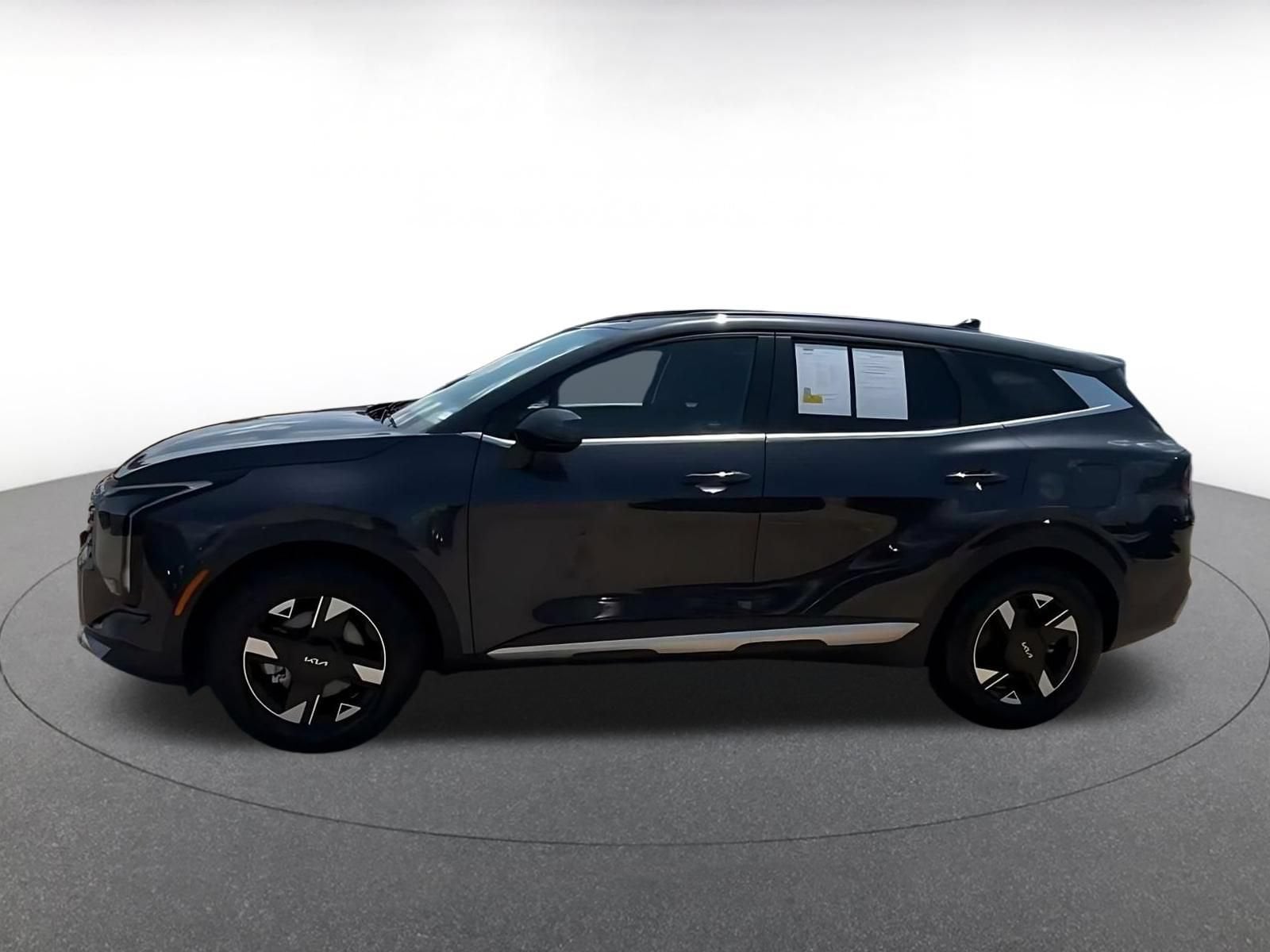 Thumbnail: 2026 Kia Sportage - 8