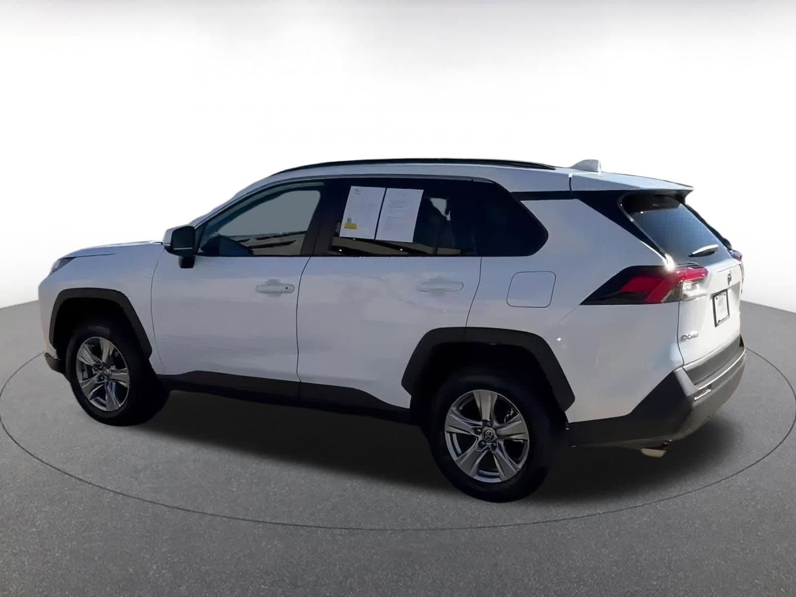 Thumbnail: 2025 Toyota RAV4 - 10