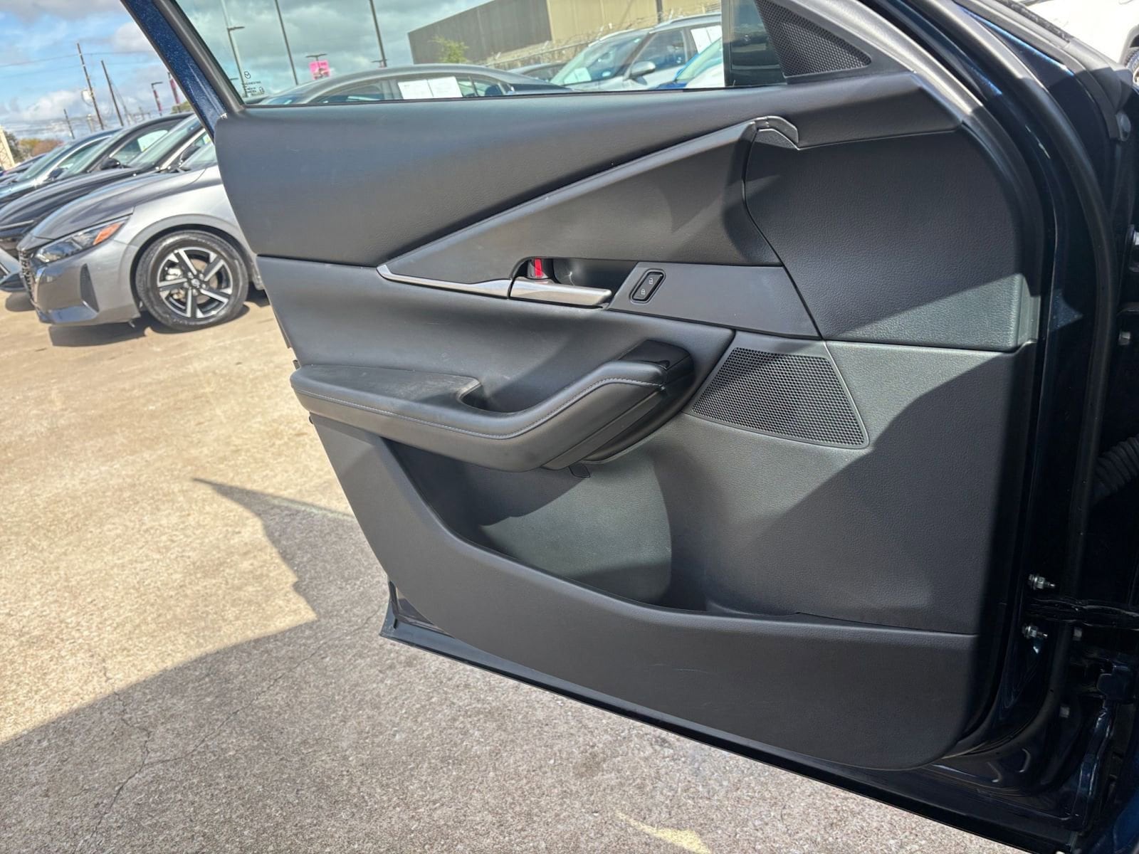 Thumbnail: 2025 Mazda CX-30 - 20