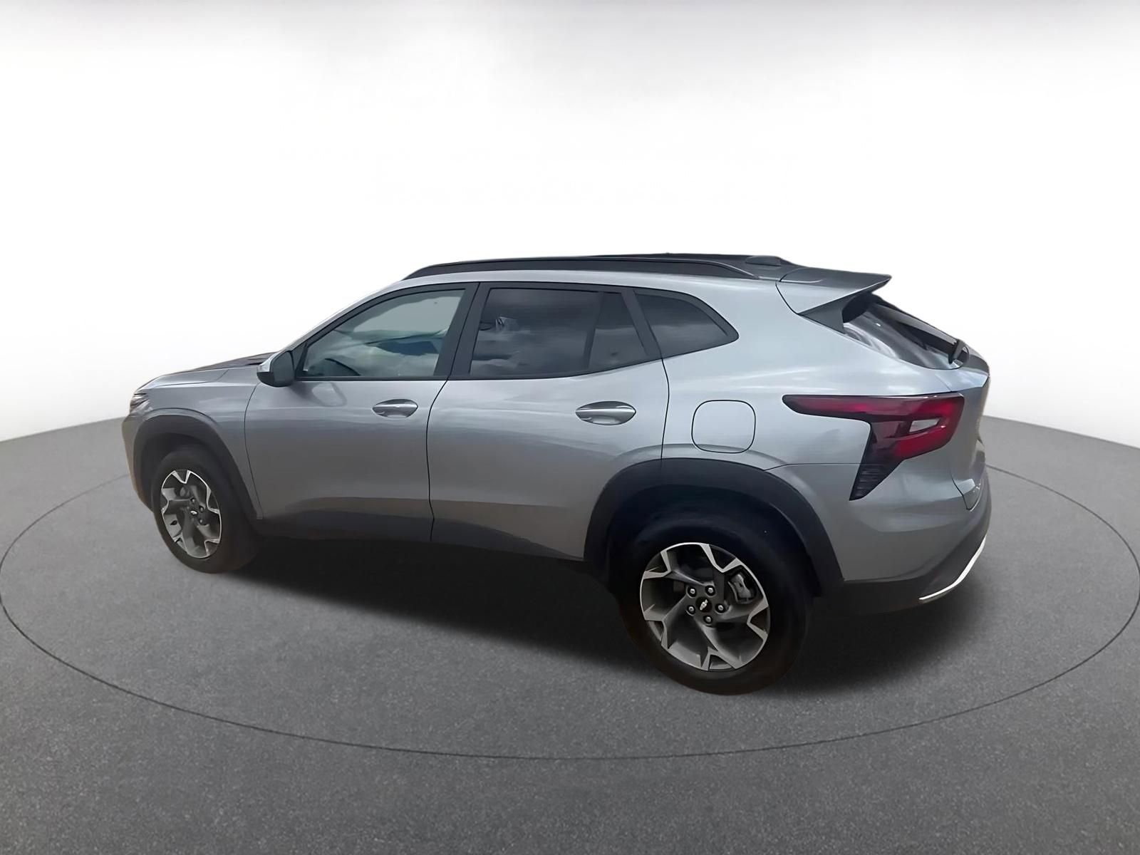 Thumbnail: 2025 Chevrolet Trax - 10