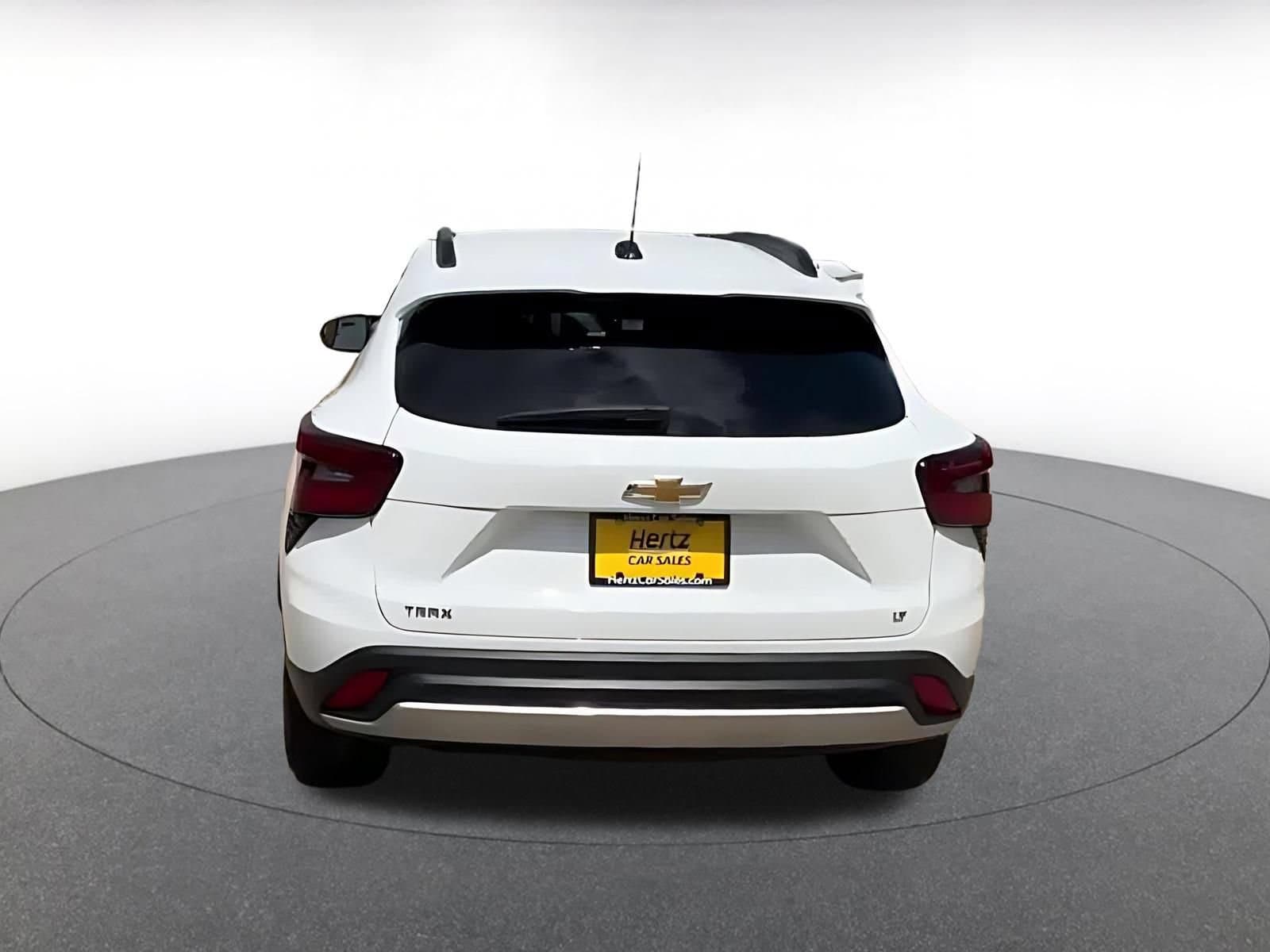 Thumbnail: 2025 Chevrolet Trax - 12