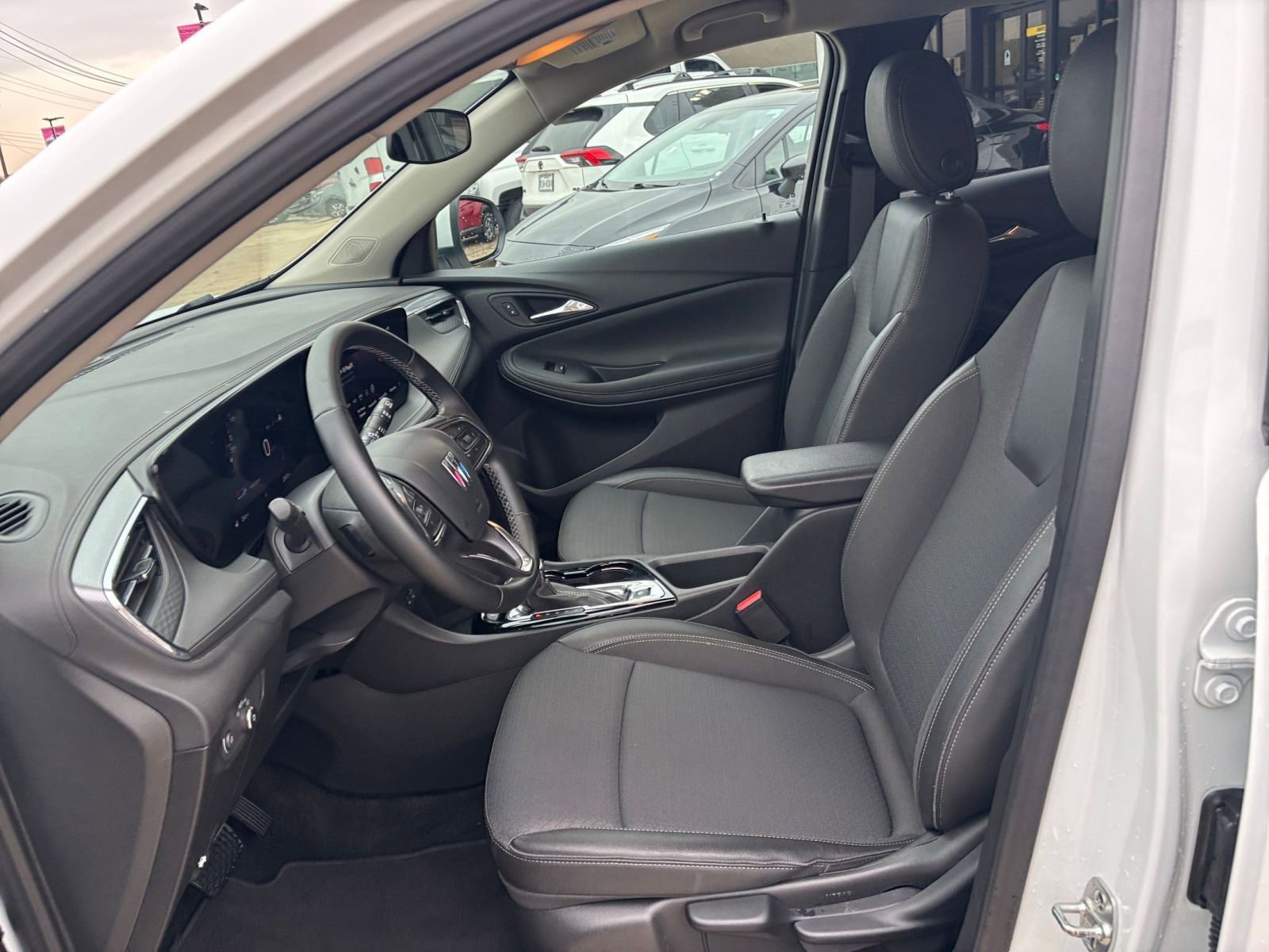 Thumbnail: 2025 Buick Encore GX - 24