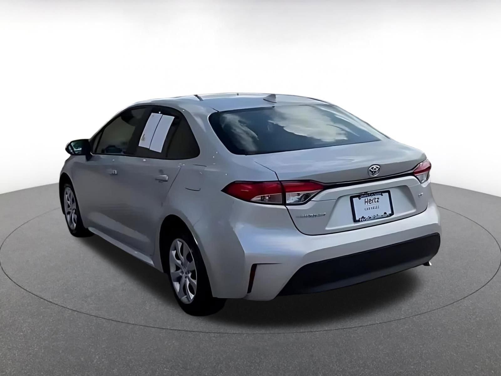 Thumbnail: 2025 Toyota Corolla - 11