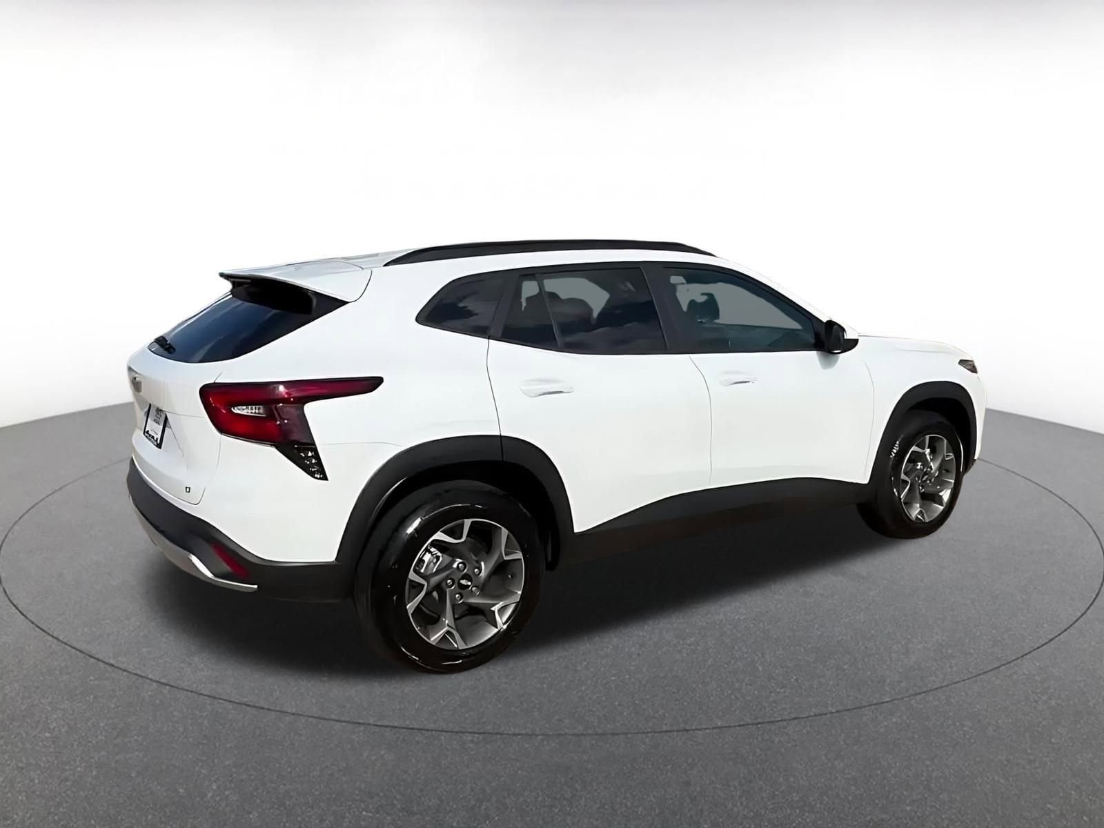 Thumbnail: 2025 Chevrolet Trax - 11