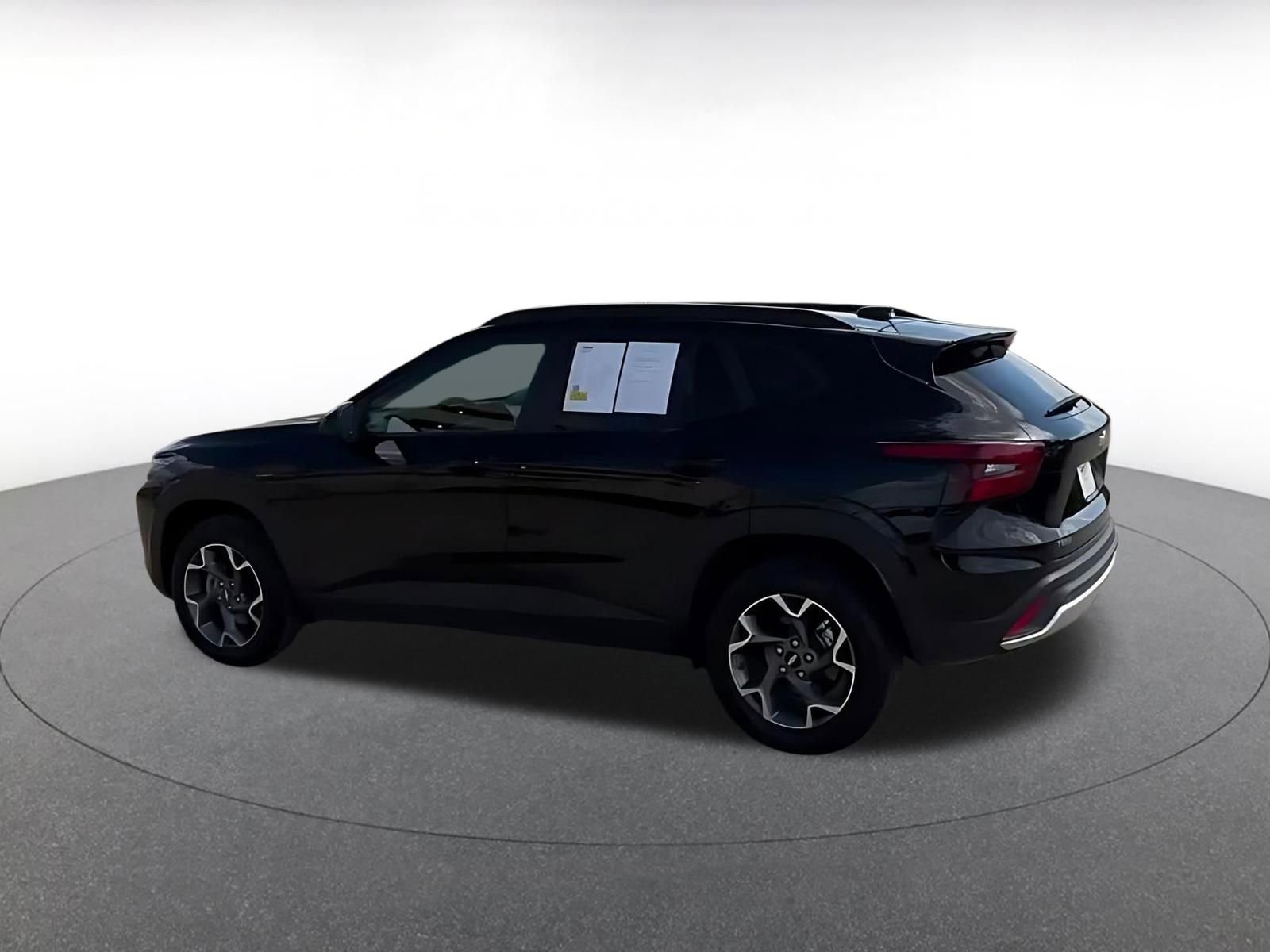 Thumbnail: 2025 Chevrolet Trax - 10