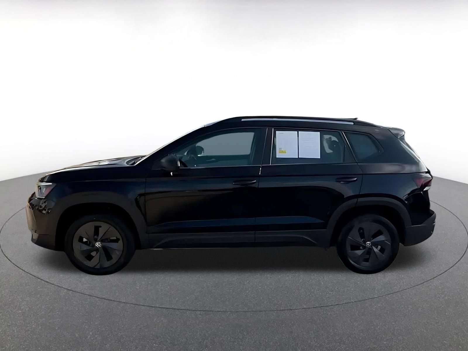 Thumbnail: 2026 Volkswagen Taos - 7