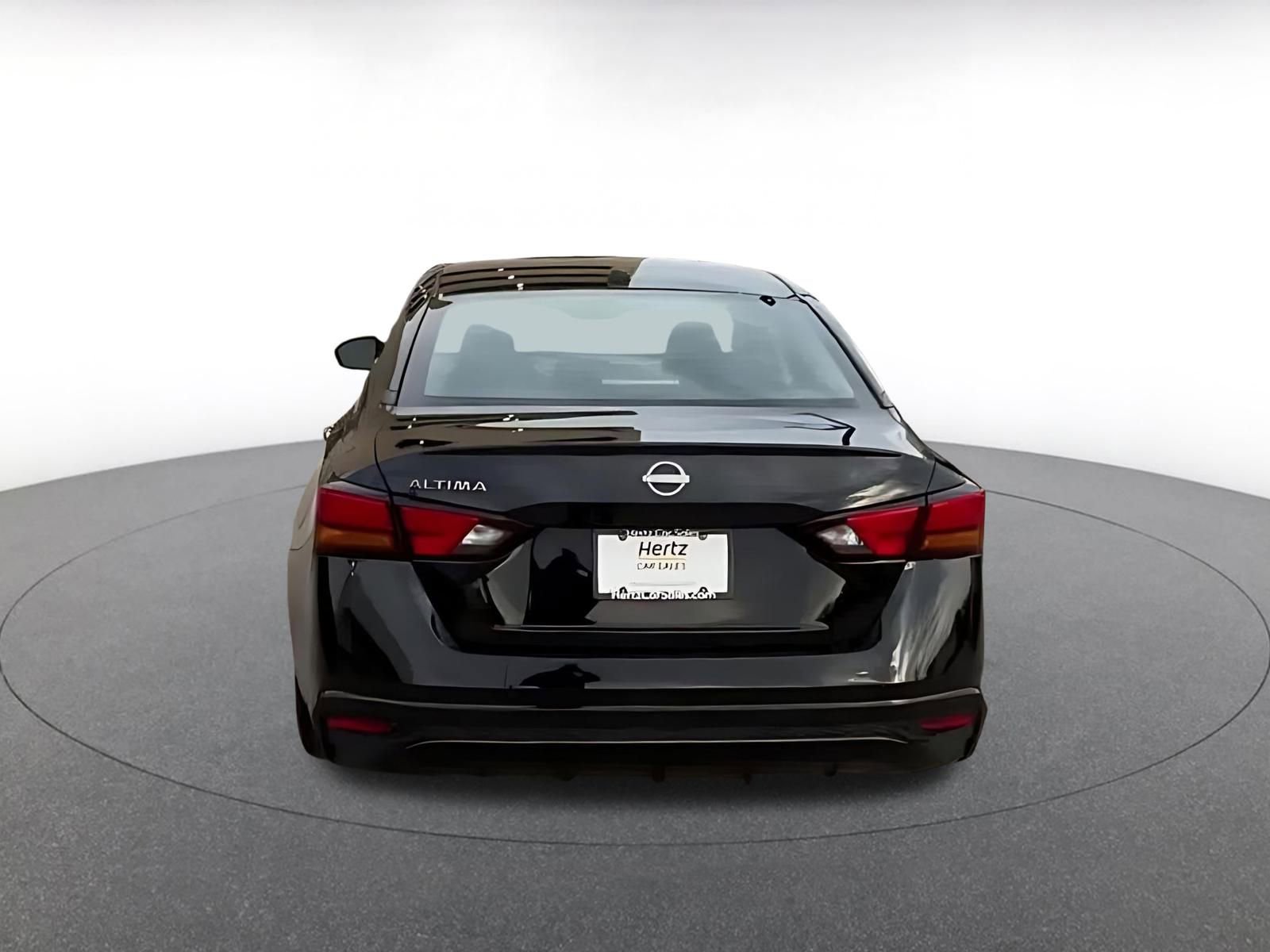 Thumbnail: 2025 Nissan Altima - 12