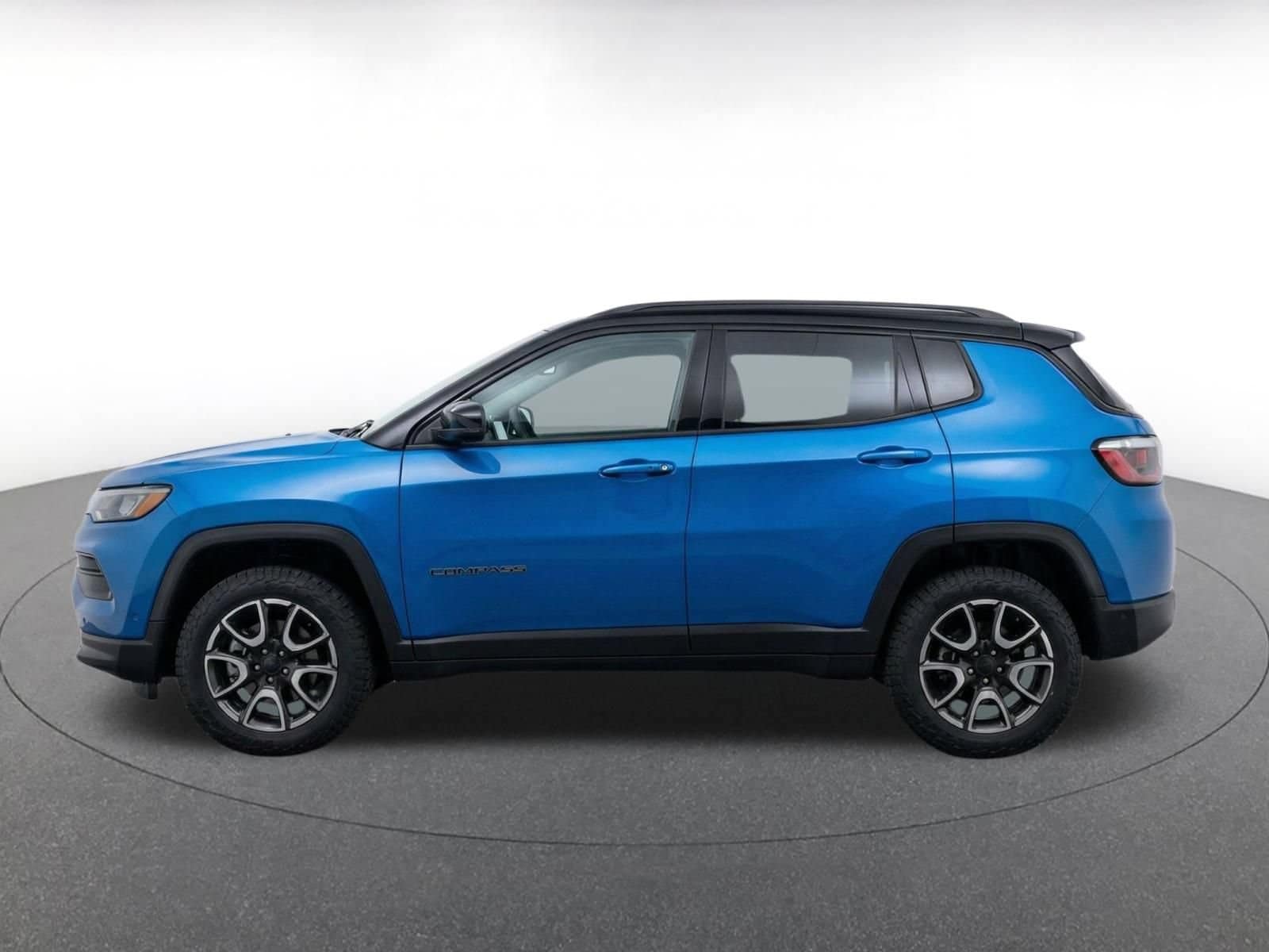 Thumbnail: 2025 Jeep Compass - 4