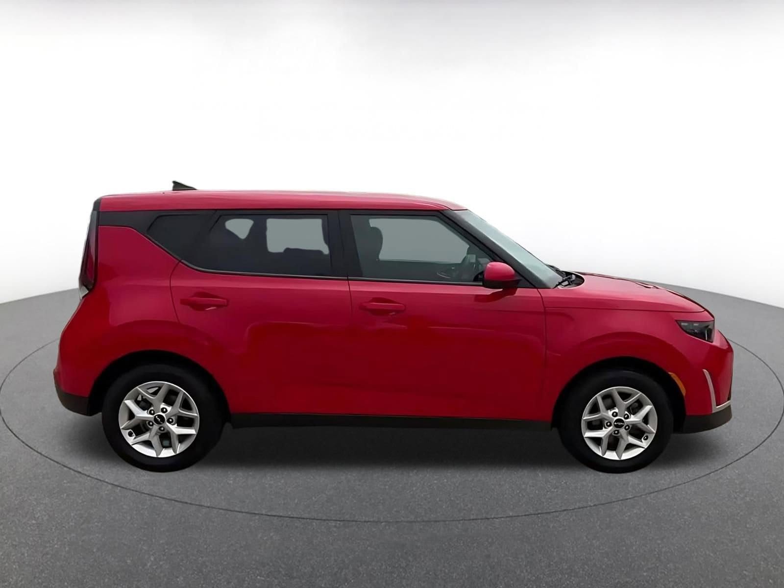 Thumbnail: 2025 Kia Soul - 16