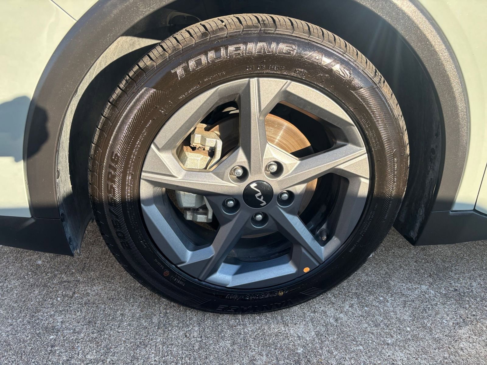 Thumbnail: 2025 Kia K4 - 28