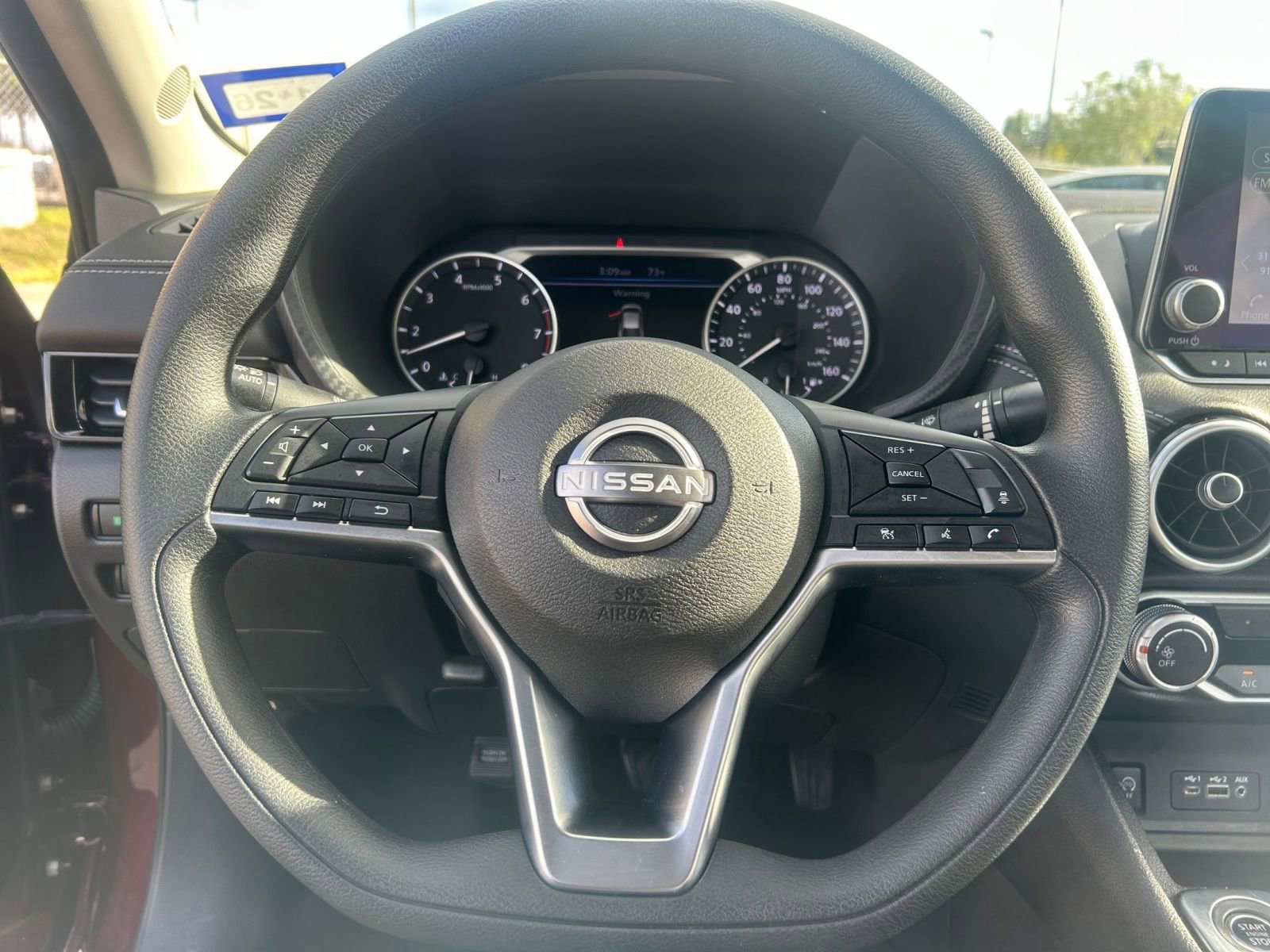 Thumbnail: 2025 Nissan Sentra - 25