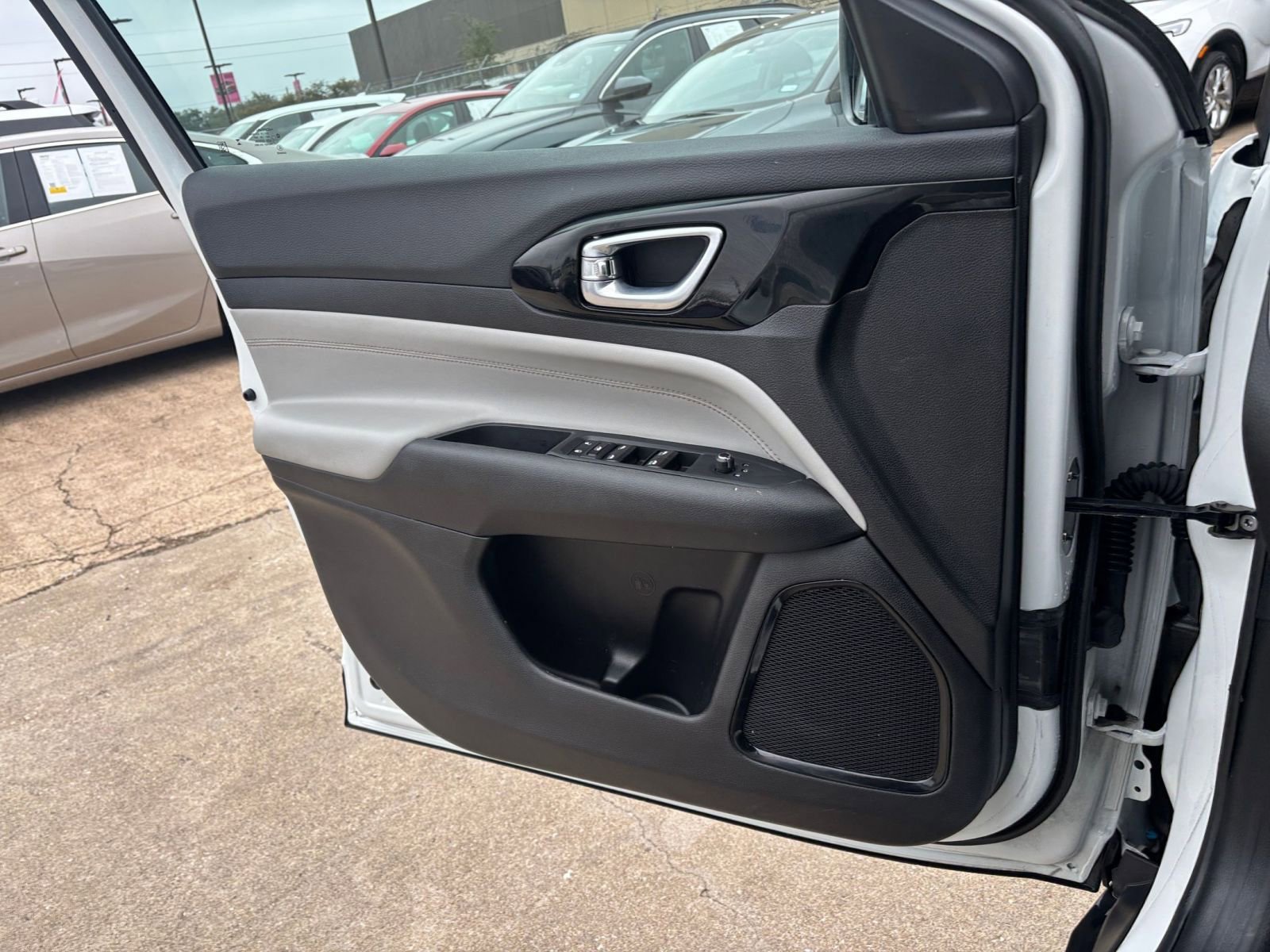 Thumbnail: 2025 Jeep Compass - 18