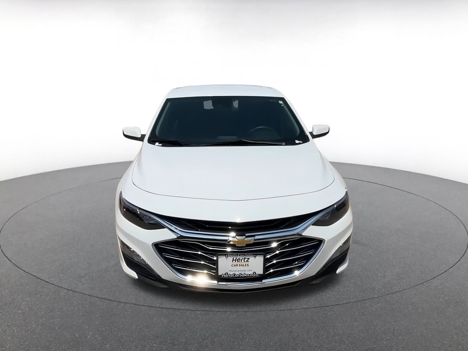 Thumbnail: 2024 Chevrolet Malibu - 3
