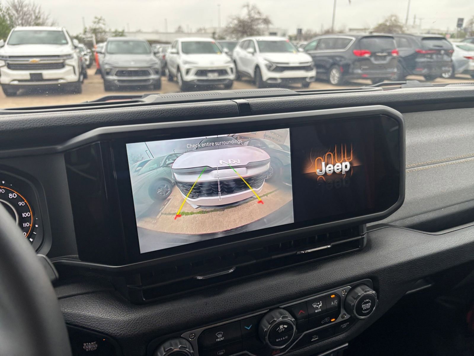 Thumbnail: 2025 Jeep Wrangler - 23