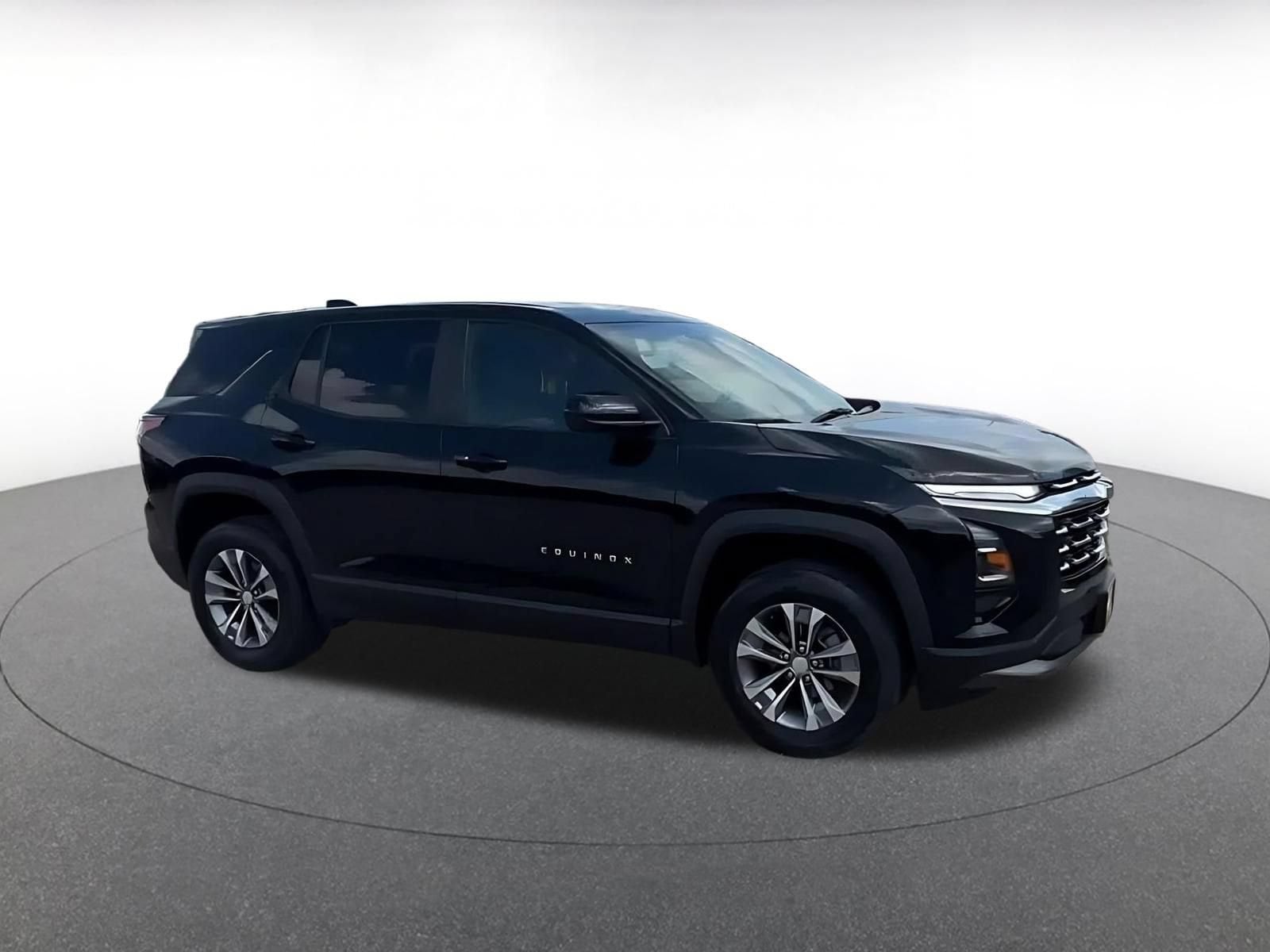 Thumbnail: 2025 Chevrolet Equinox - 2