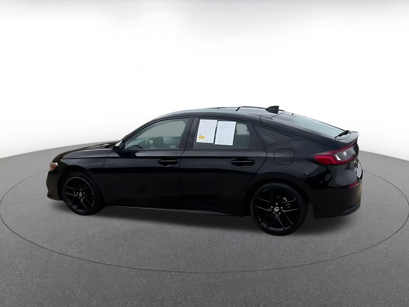 Thumbnail: 2024 Honda Civic - 10