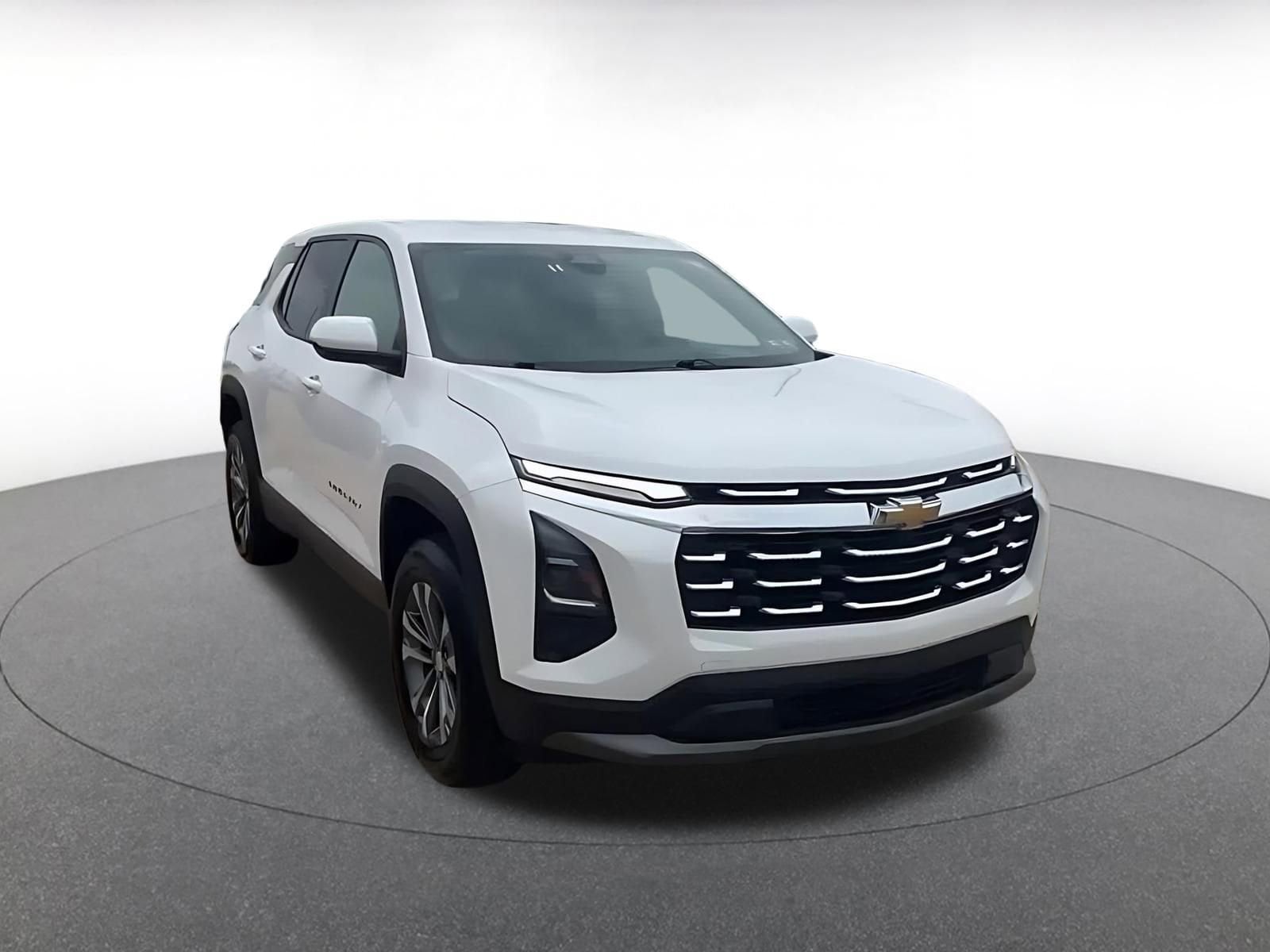 Thumbnail: 2025 Chevrolet Equinox - 3