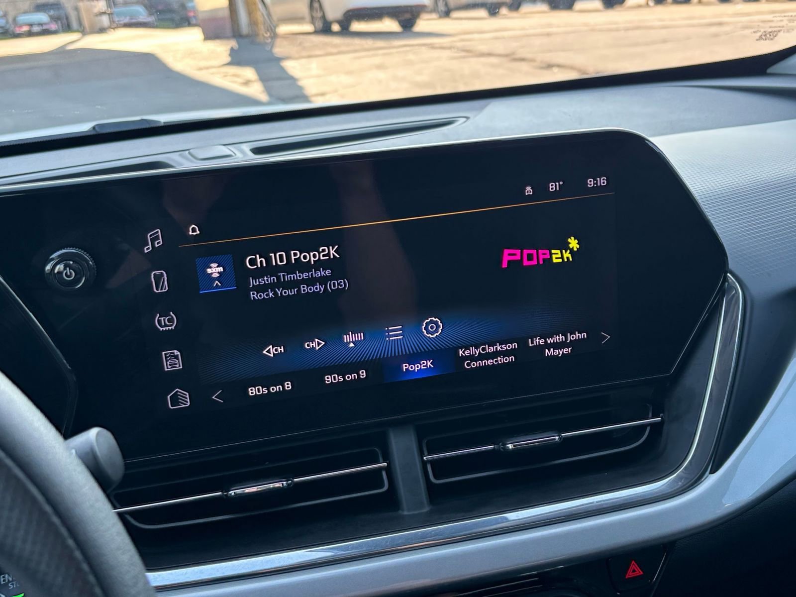 Thumbnail: 2025 Chevrolet Trax - 21