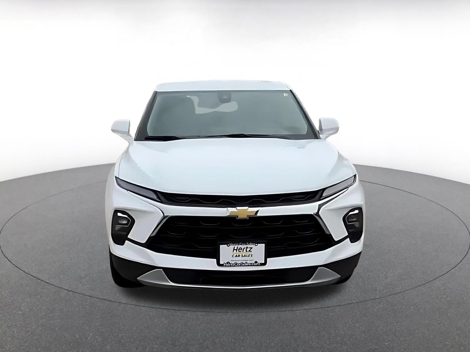 Thumbnail: 2025 Chevrolet Blazer - 4