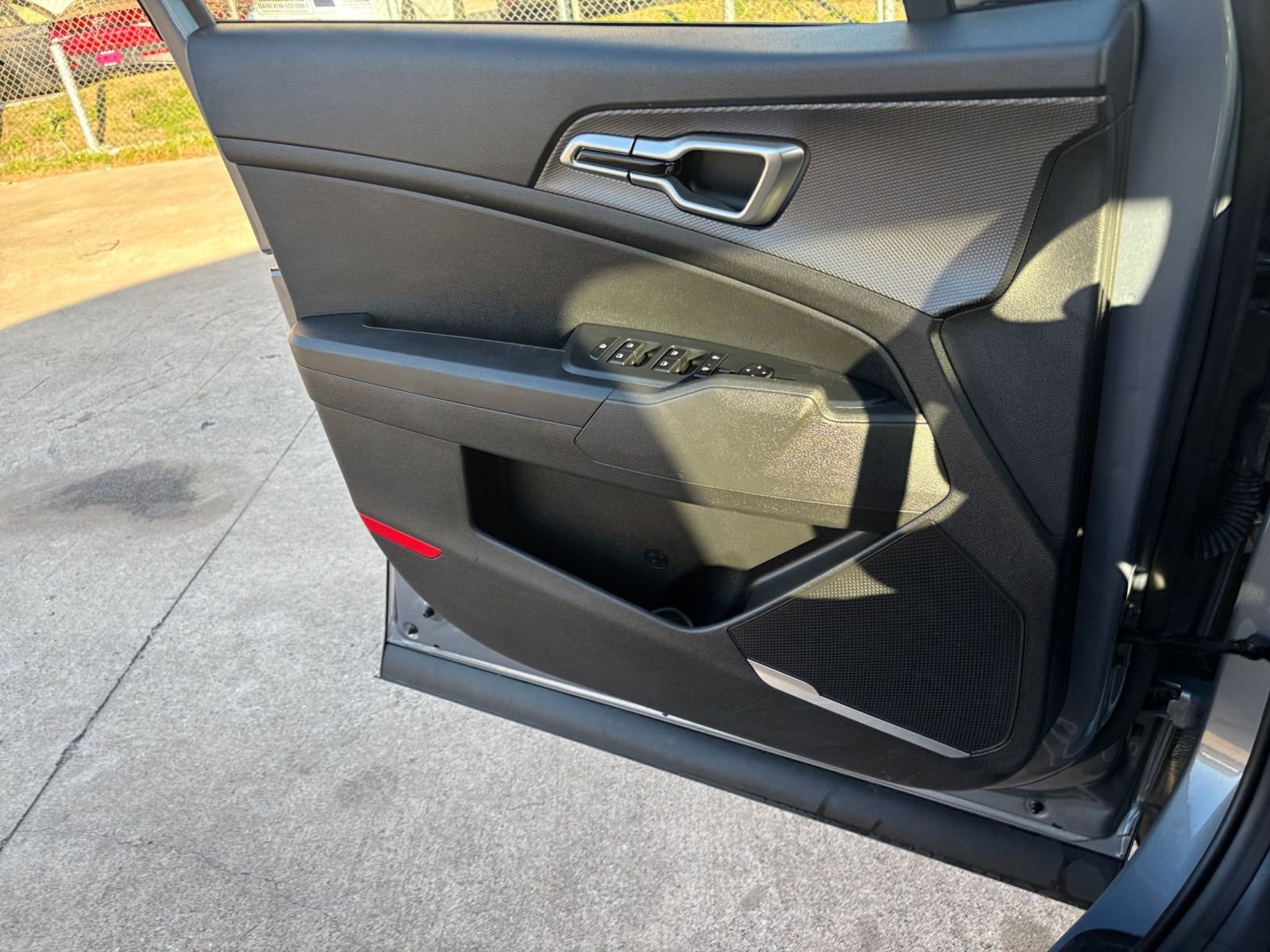 Thumbnail: 2025 Kia Sportage - 18