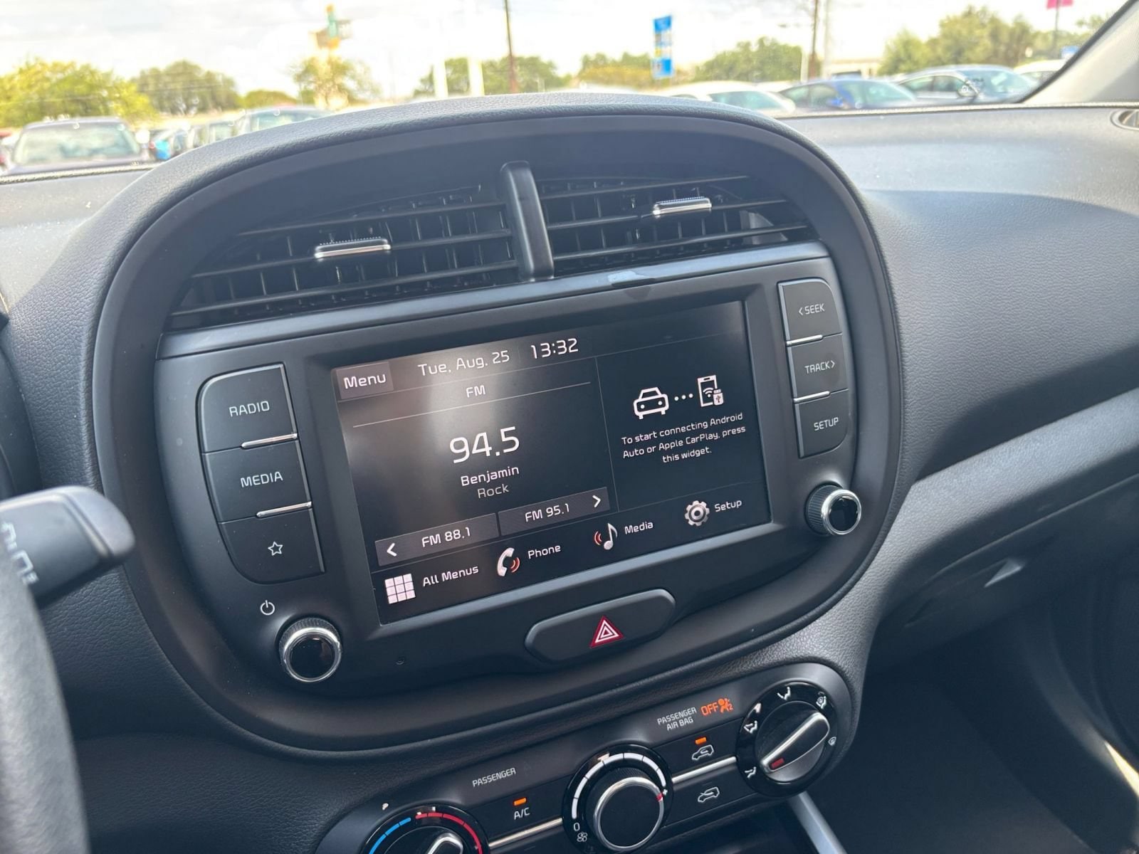 Thumbnail: 2025 Kia Soul - 16