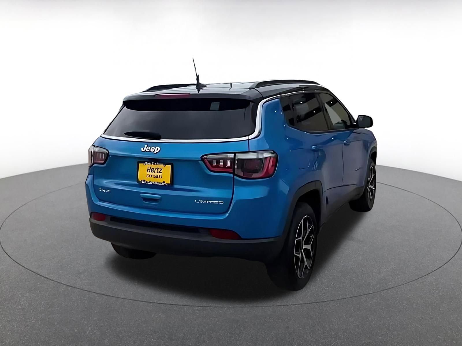 Thumbnail: 2025 Jeep Compass - 15