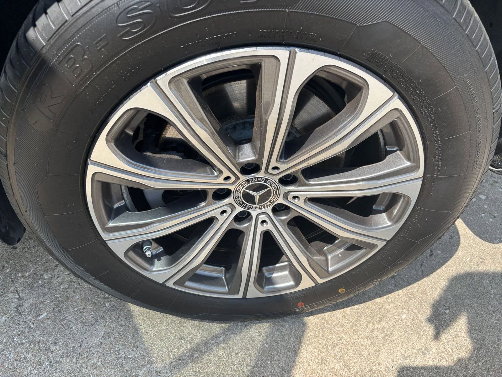 Thumbnail: 2024 Mercedes-Benz GLC - 29