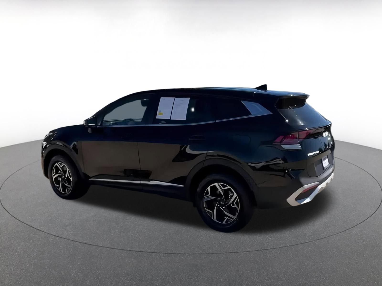 Thumbnail: 2025 Kia Sportage - 10