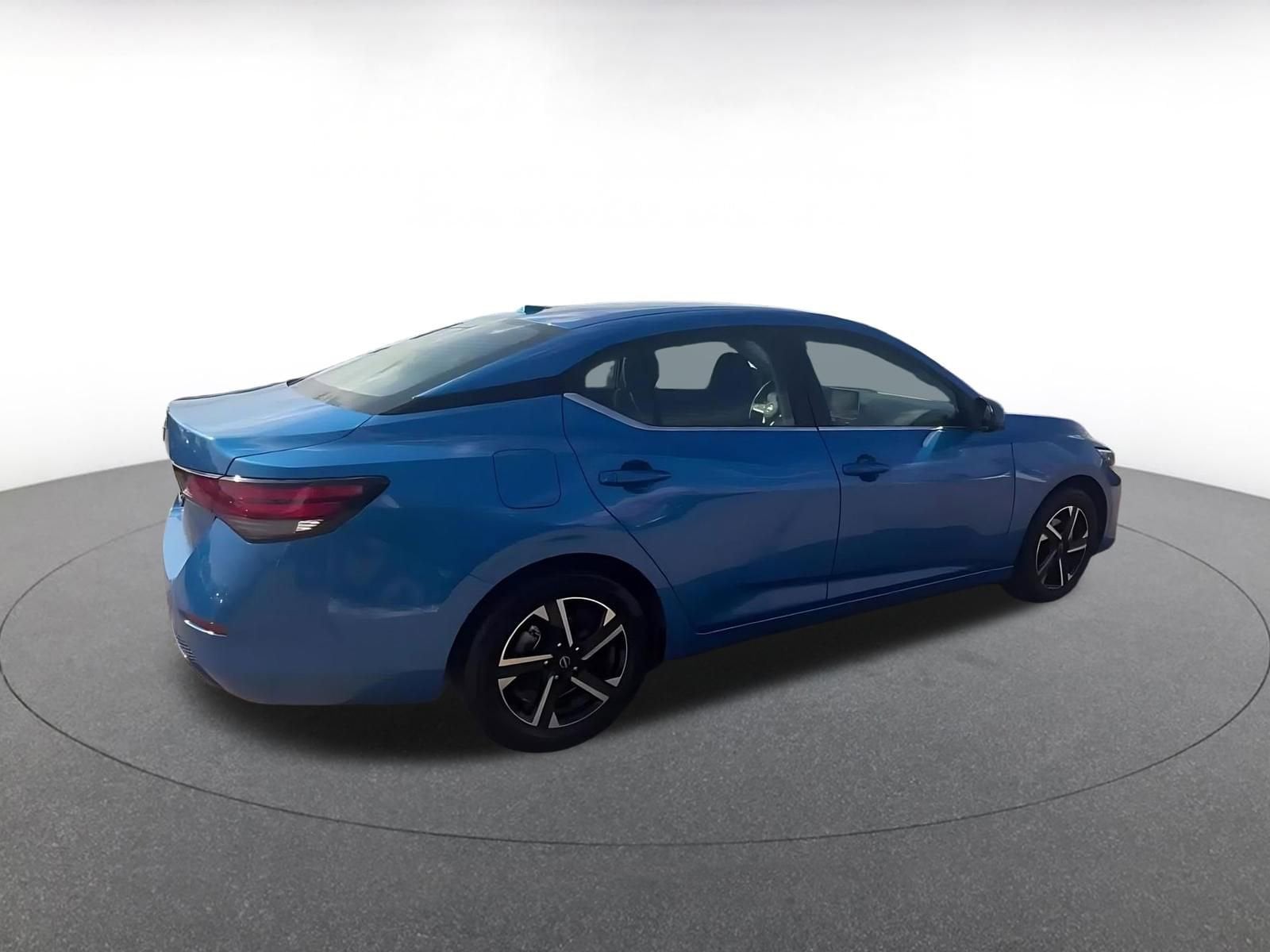 Thumbnail: 2025 Nissan Sentra - 15