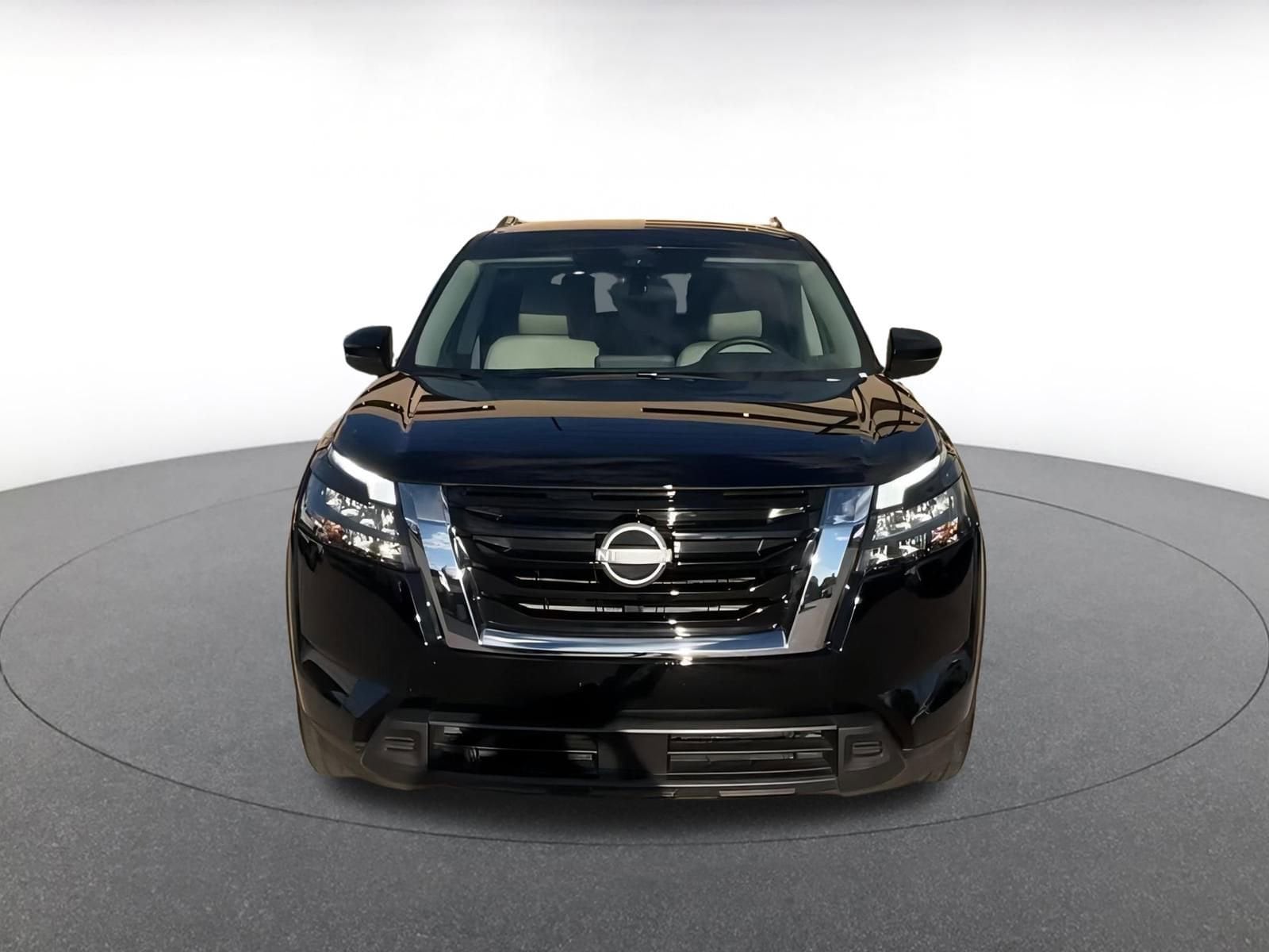 Thumbnail: 2025 Nissan Pathfinder - 4